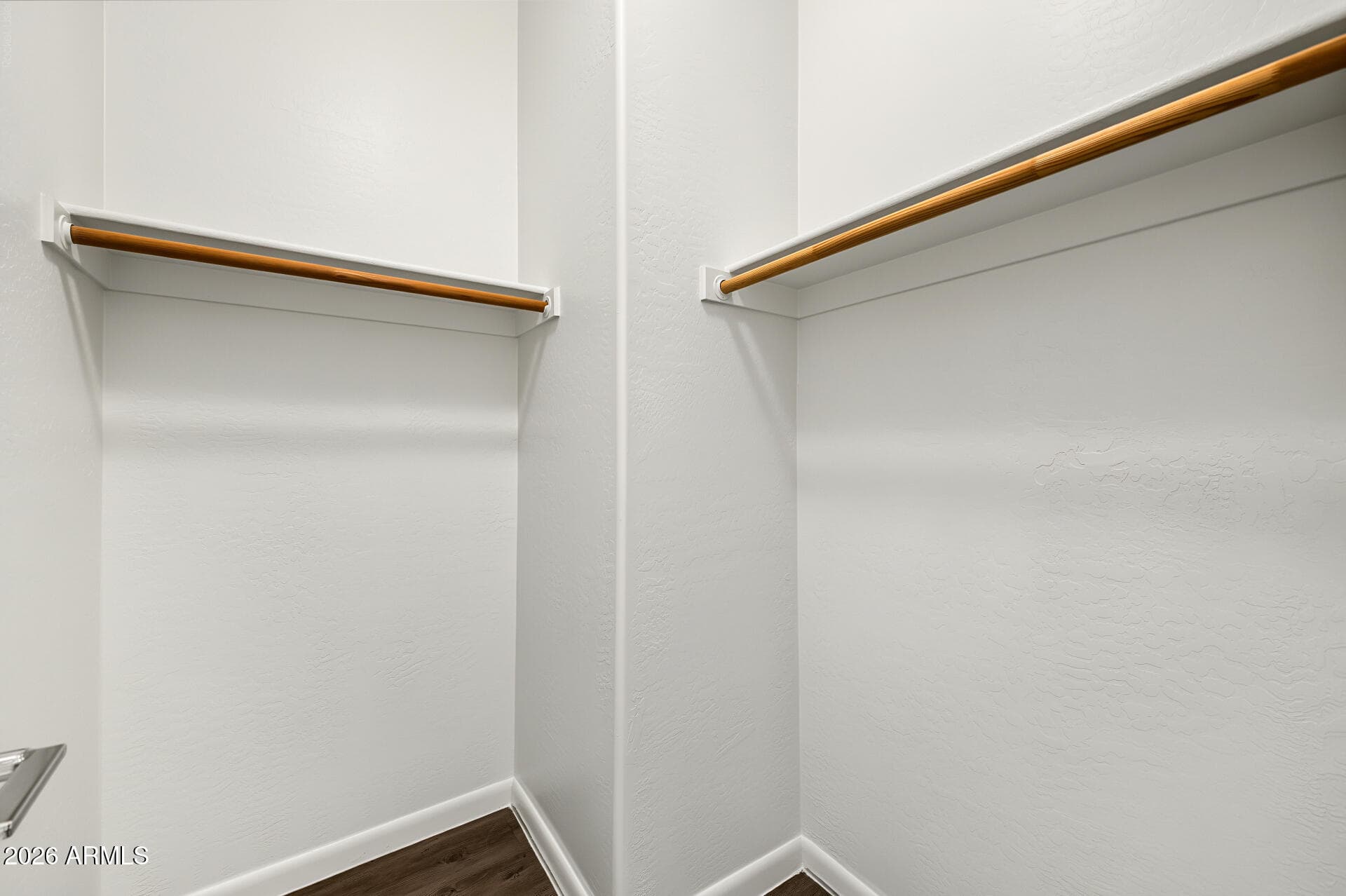 2090 S Dorsey Lane 1048 — photo 8