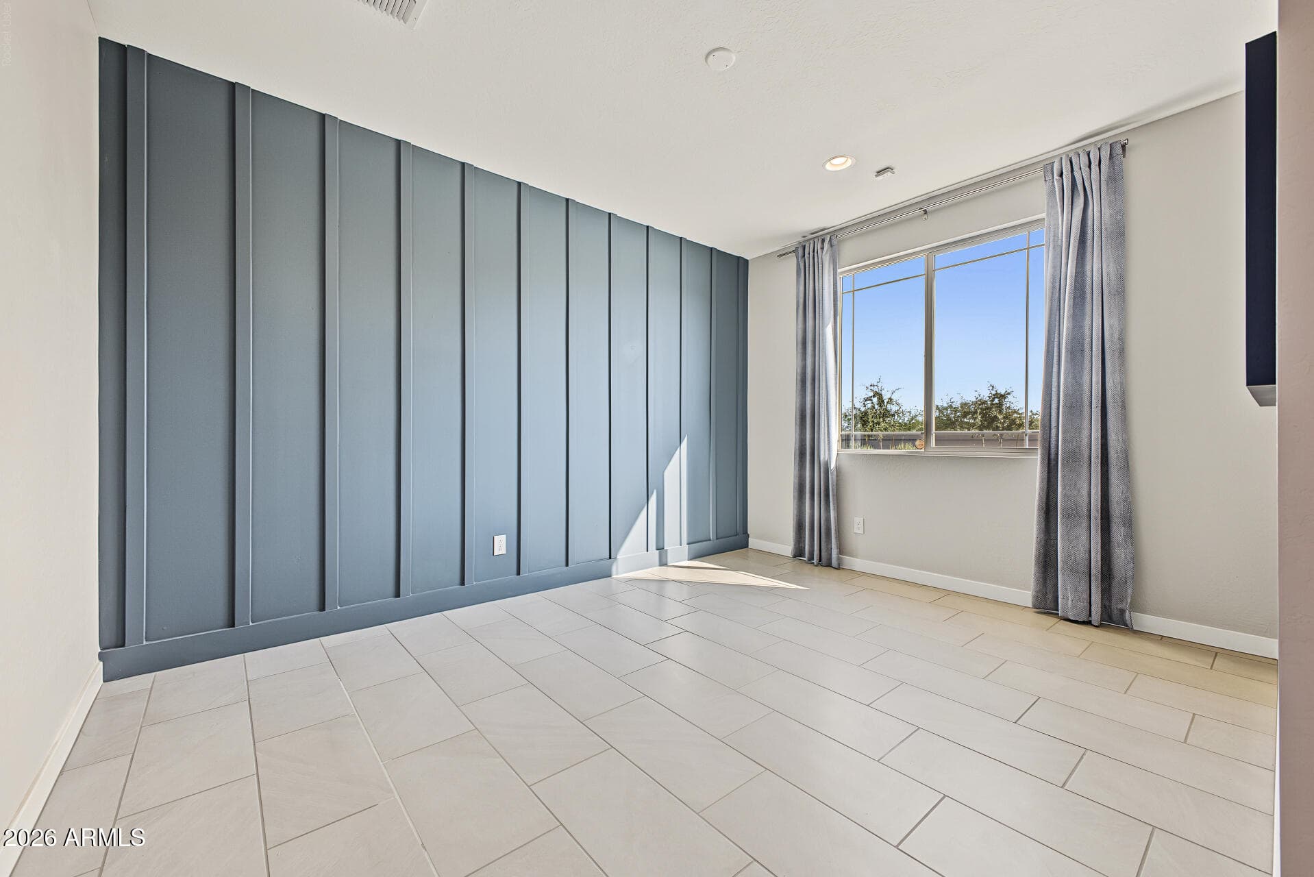 8930 W Vermont Avenue — photo 4