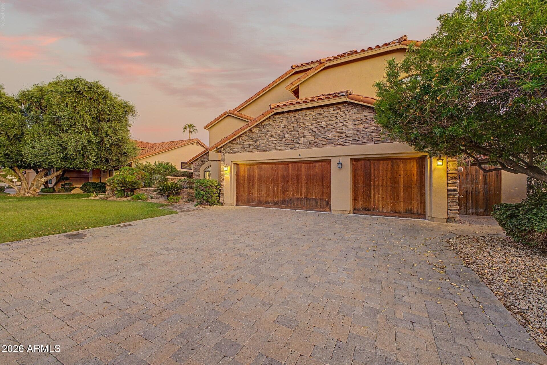 10743 E San Salvador Drive — photo 3