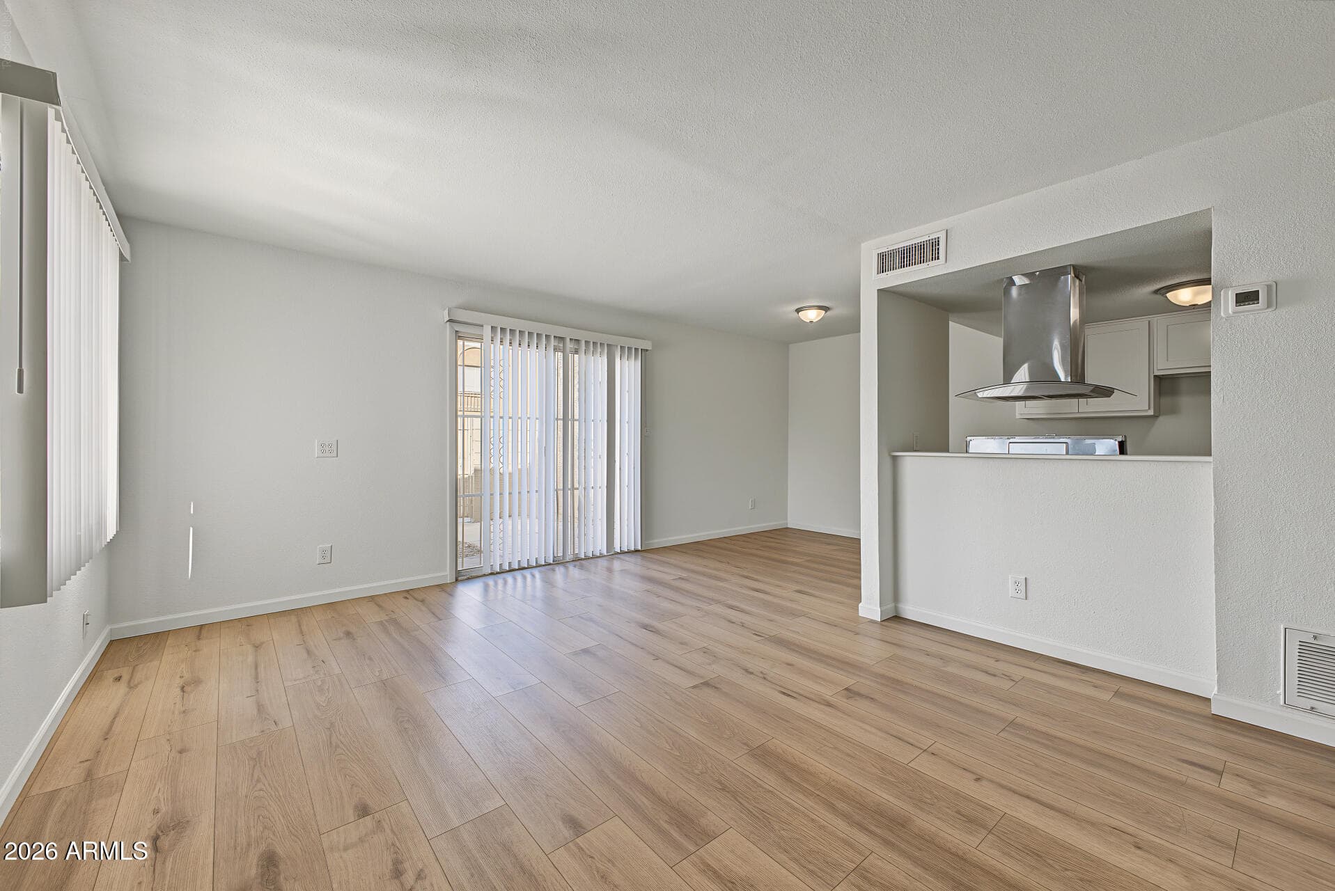 4015 S 45th Street — photo 2