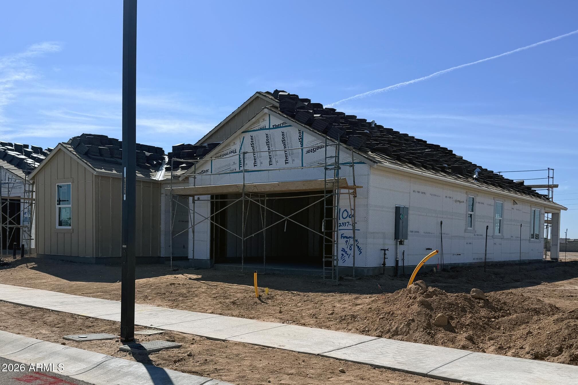 18439 W Desert Bloom Street — photo 5