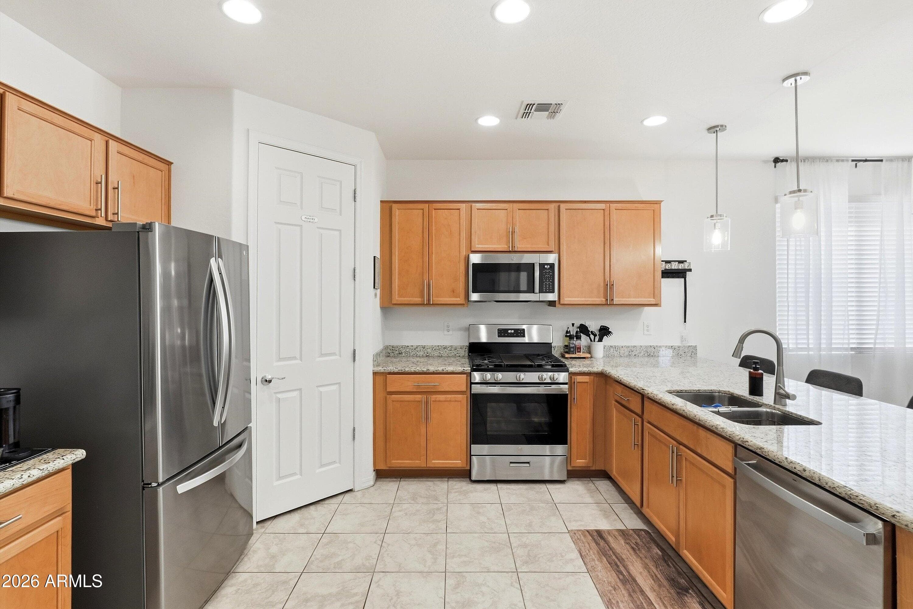 5214 N 90th Drive — photo 3
