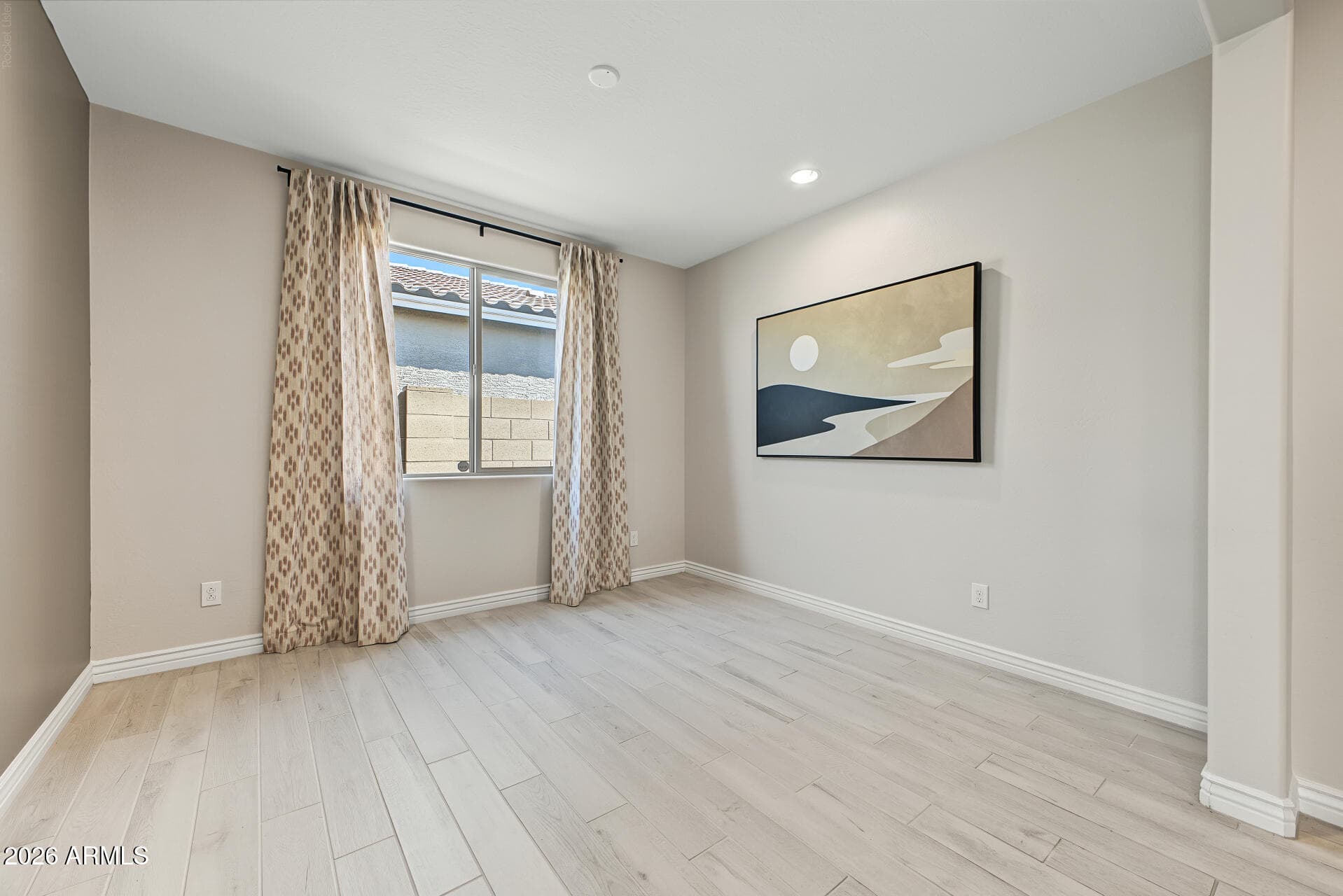 8924 W Vermont Avenue — photo 5