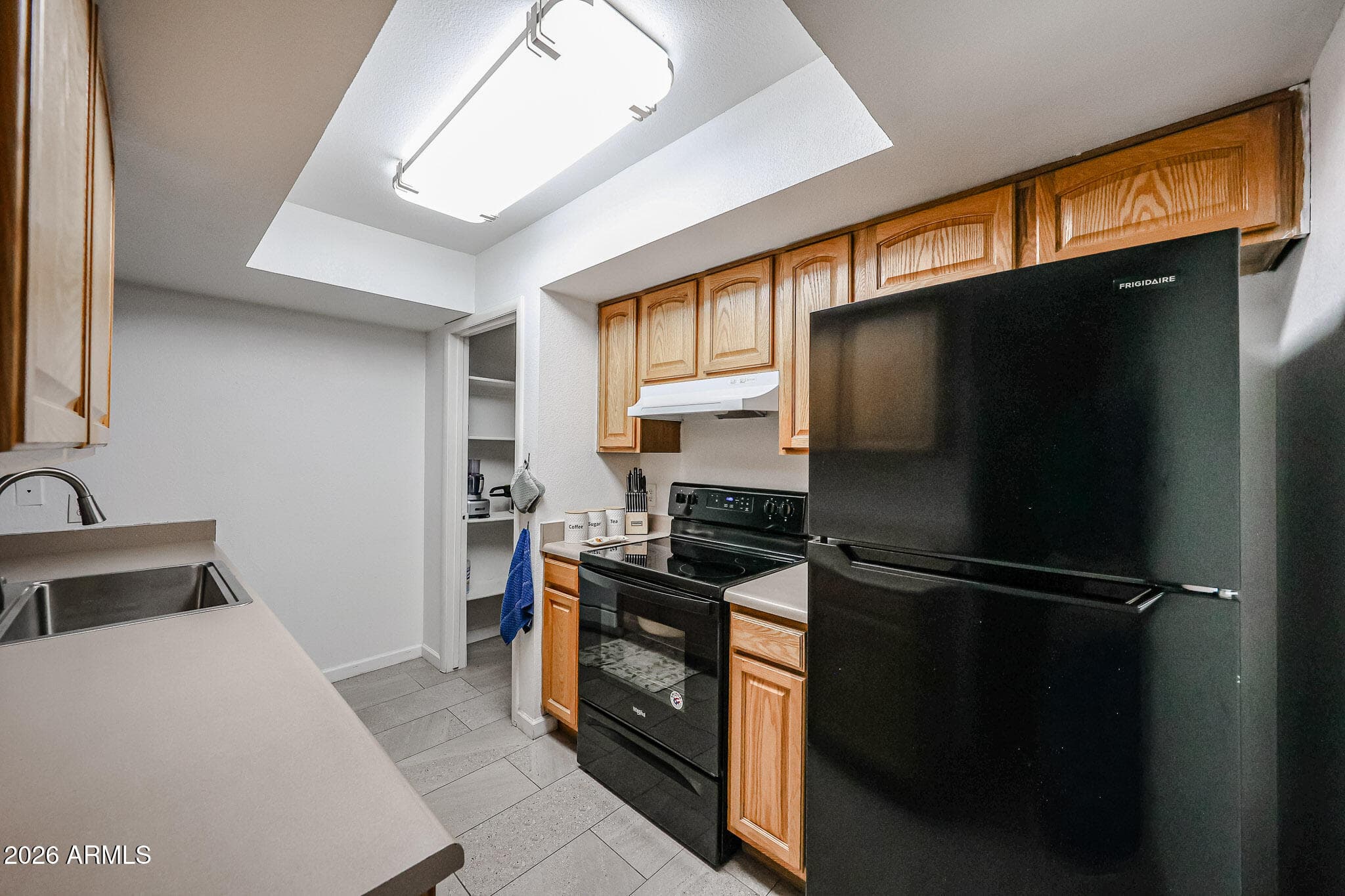 925 W Peoria Avenue 7 — photo 7