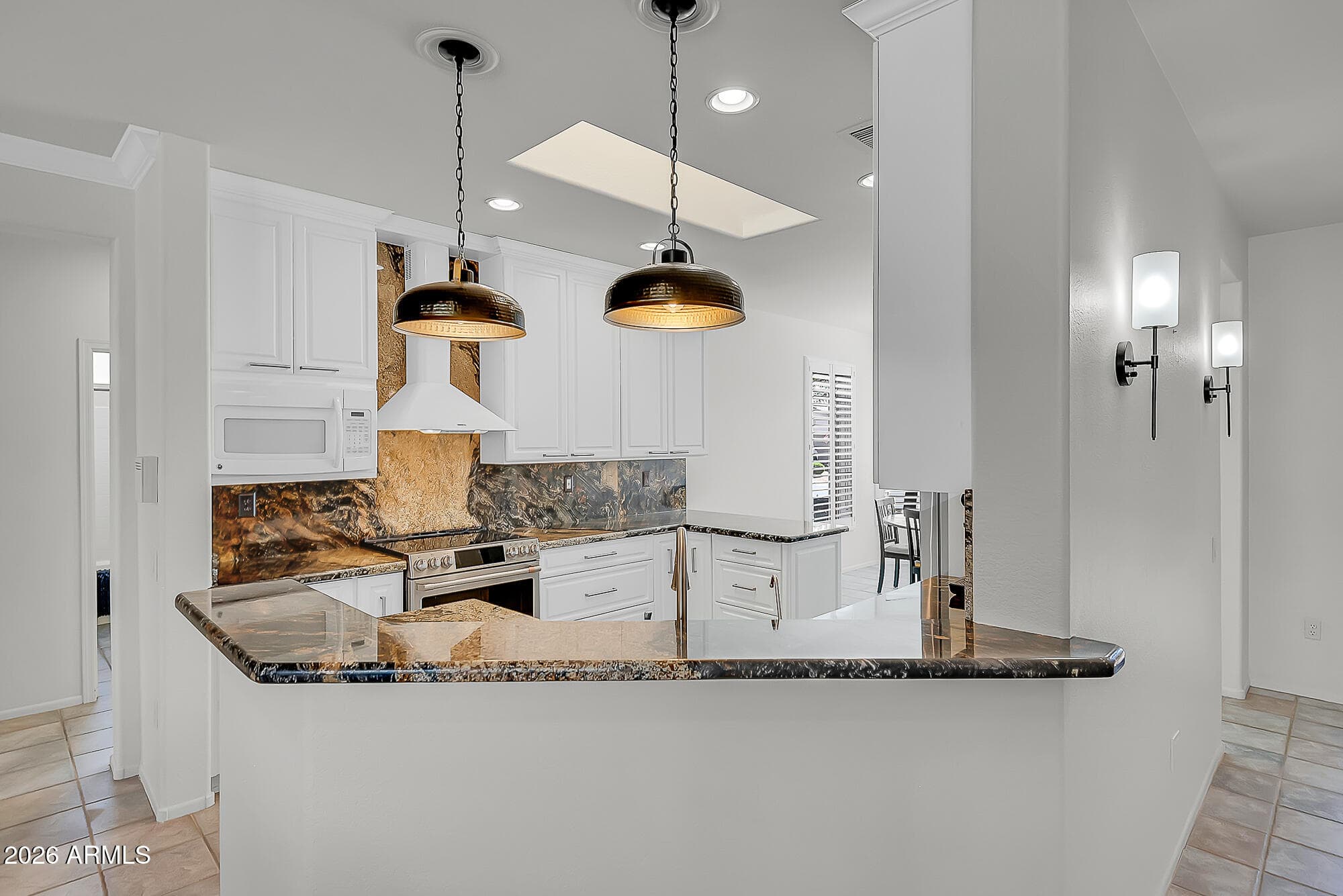 15776 W Silver Breeze Drive — photo 8