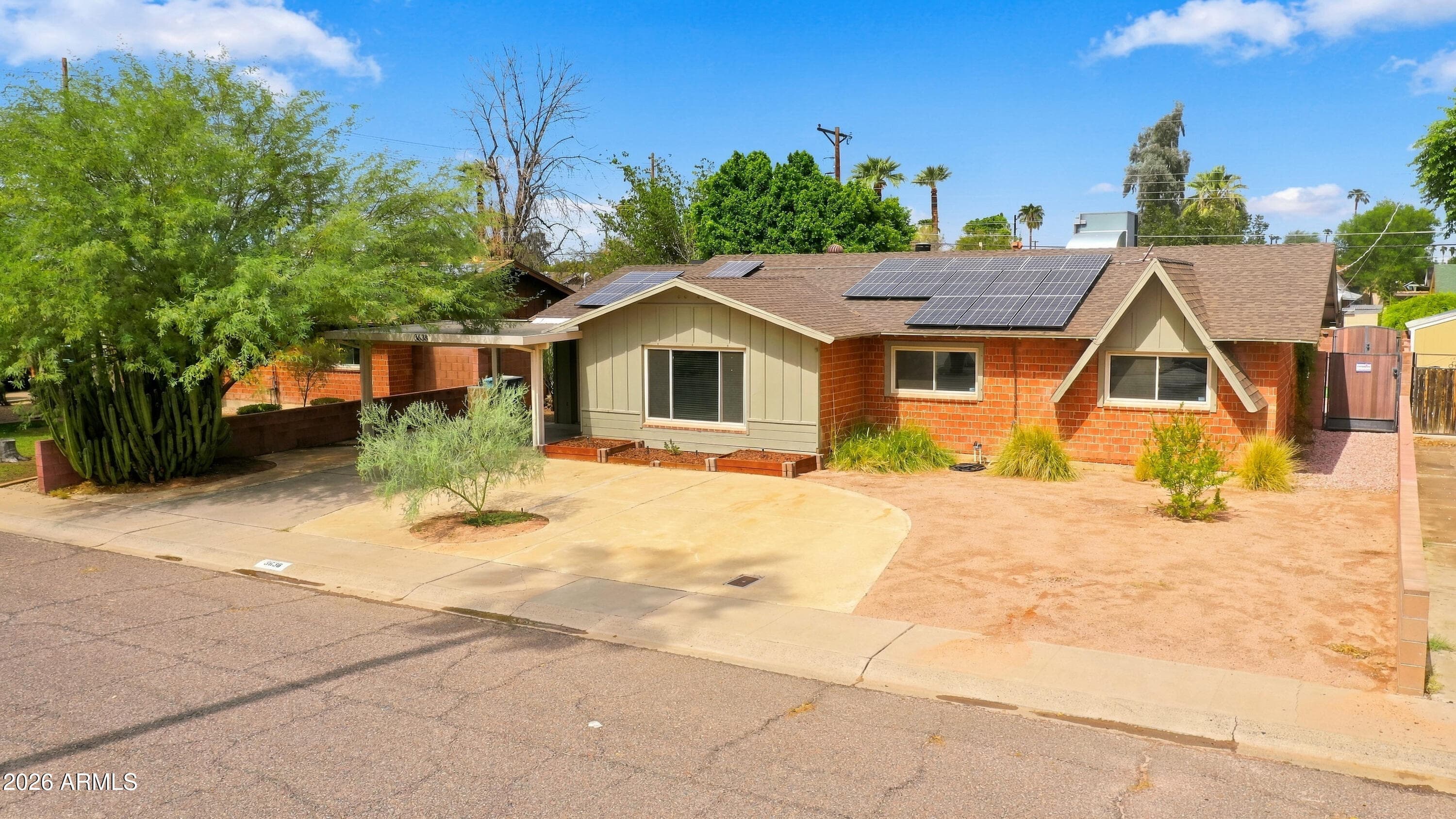 3638 W Krall Street — photo 2