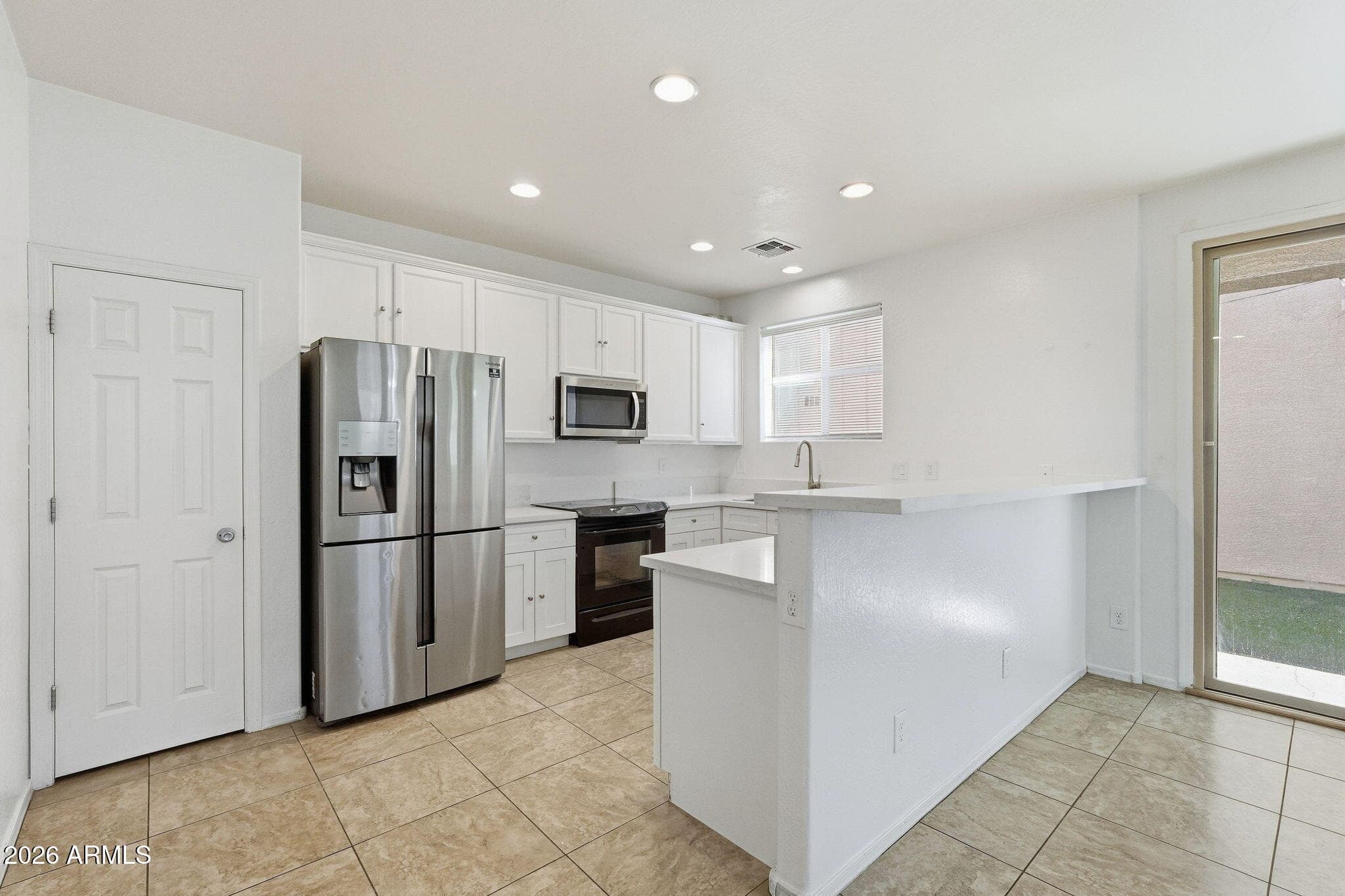 3626 E Larson Lane — photo 3