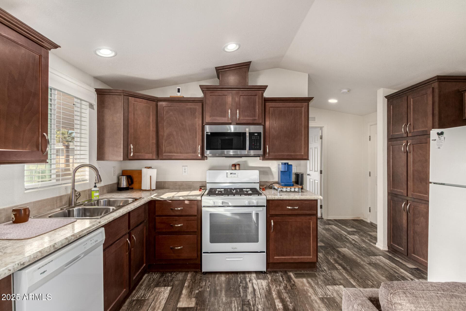 16225 N Cave Creek Road 85 — photo 3