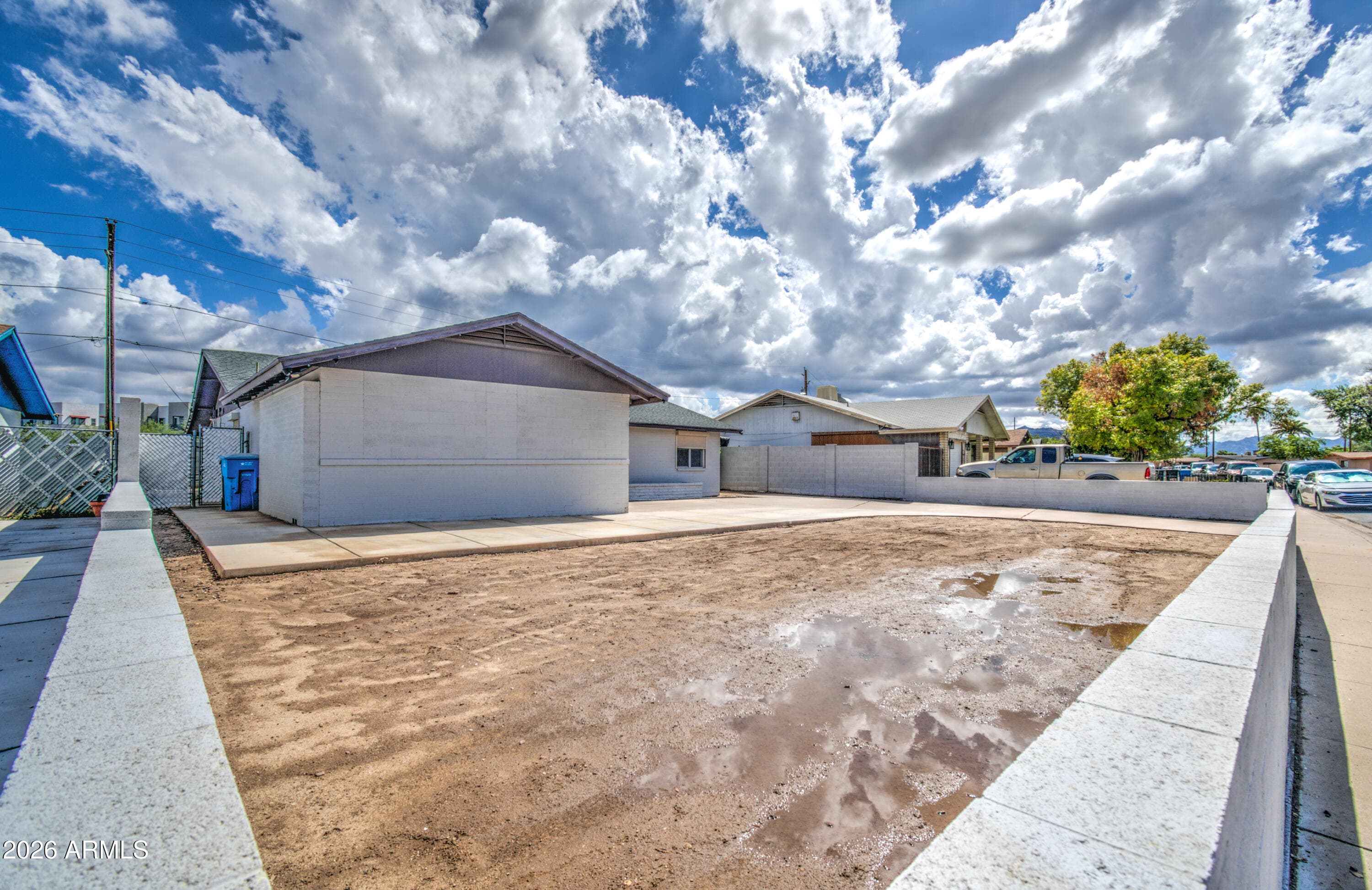 2077 W Hidalgo Avenue — photo 5