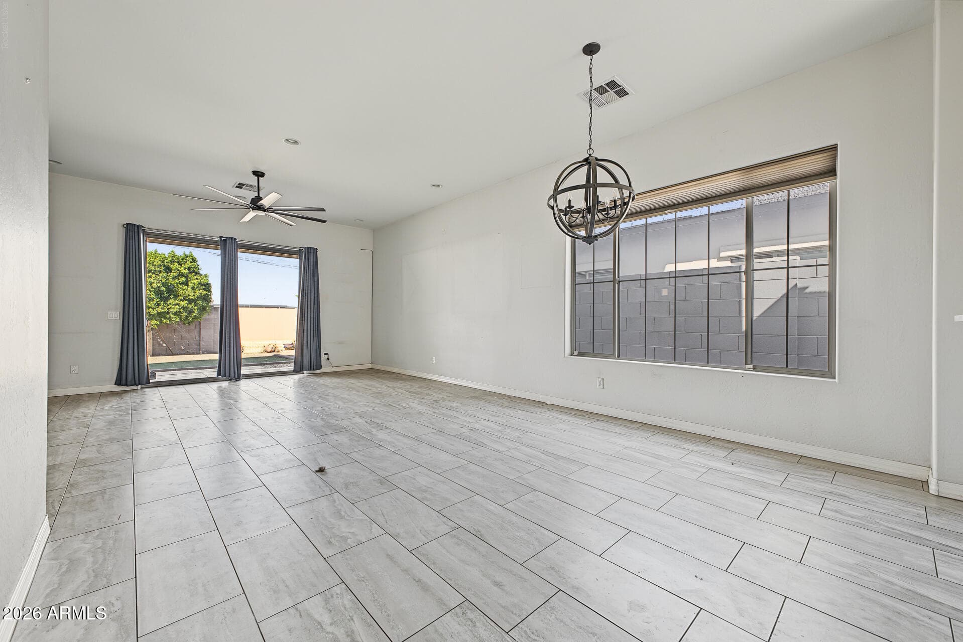2330 W Sierra Vista Drive — photo 7