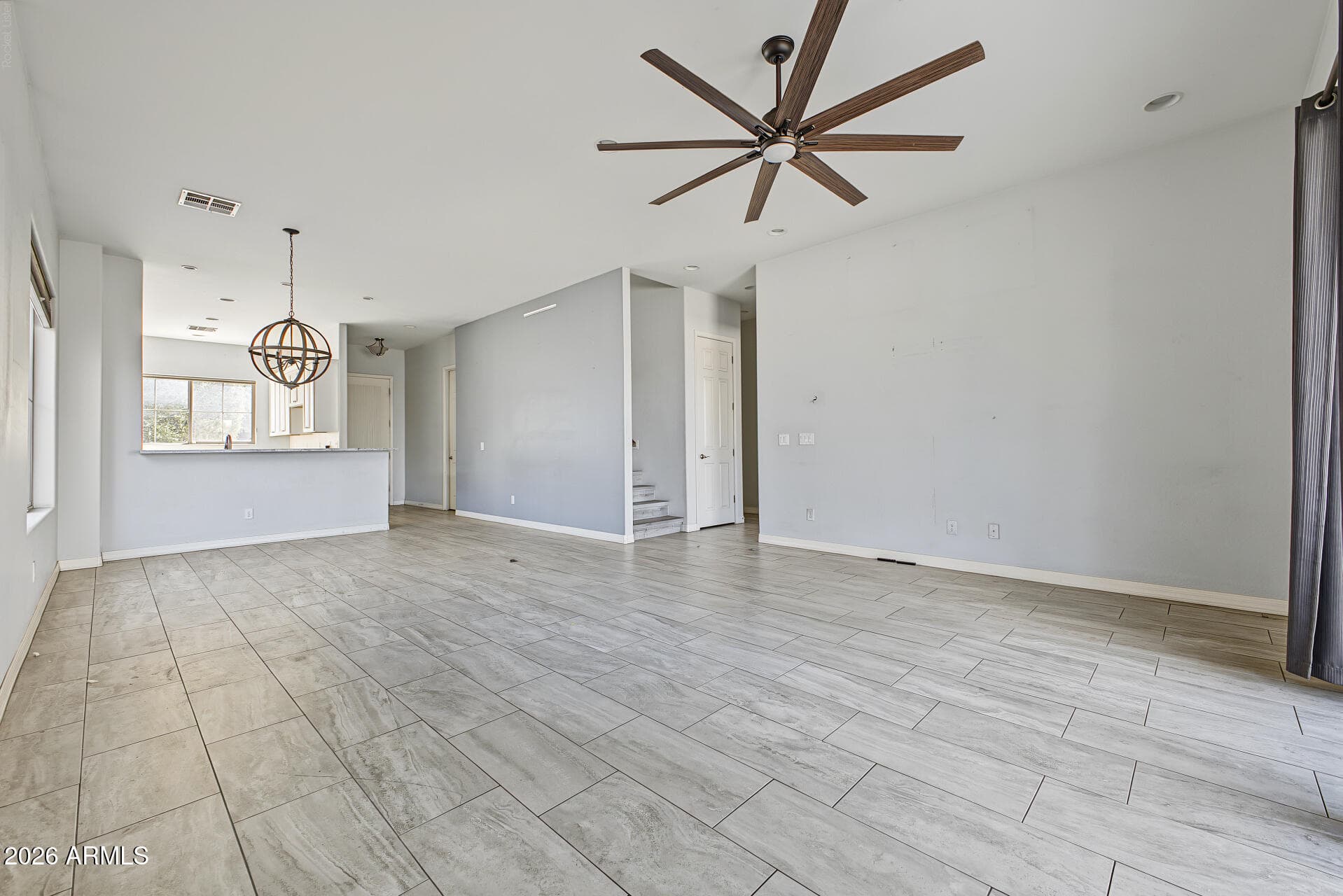 2330 W Sierra Vista Drive — photo 8