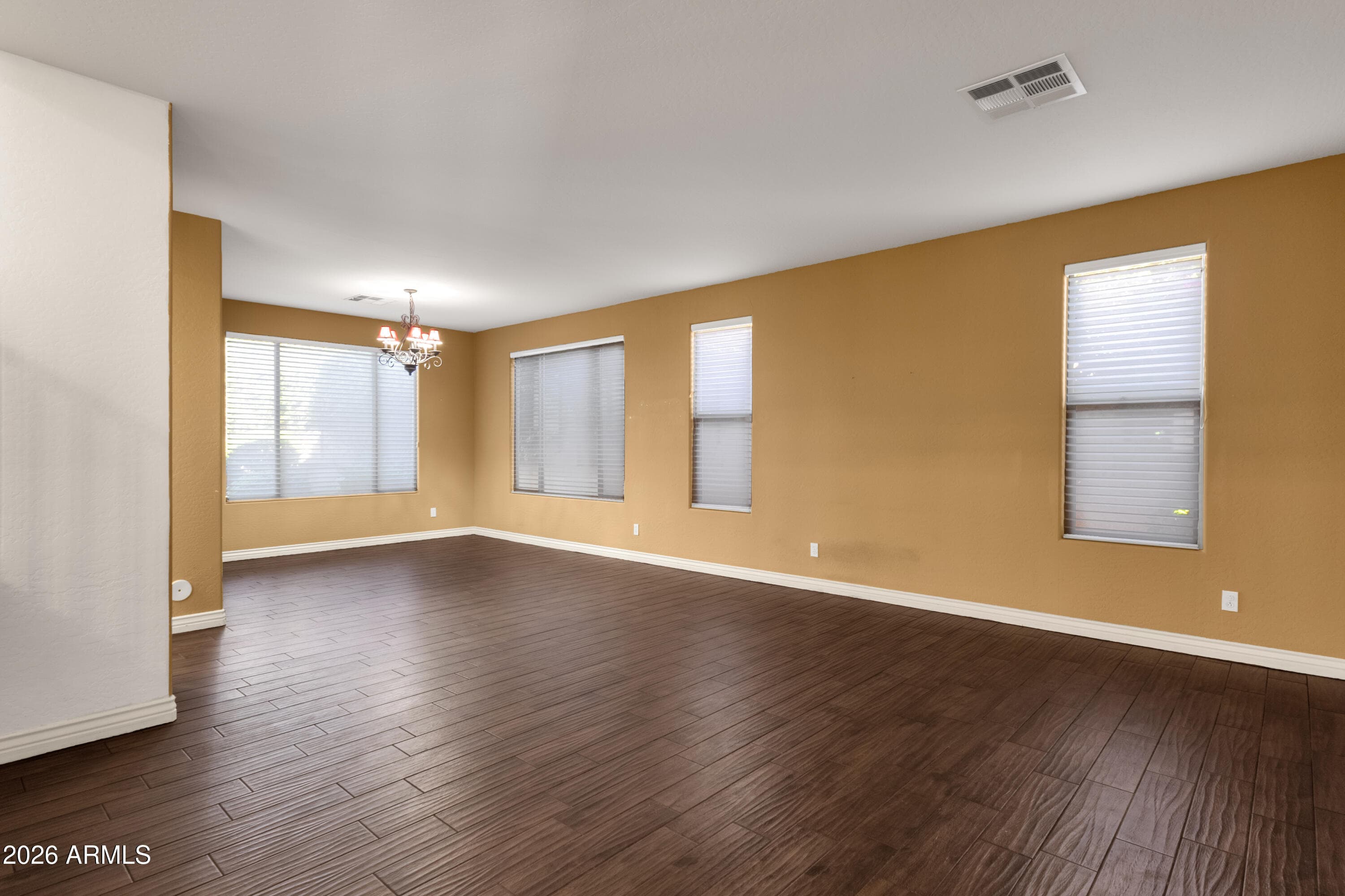 25634 N Singbush Loop — photo 8