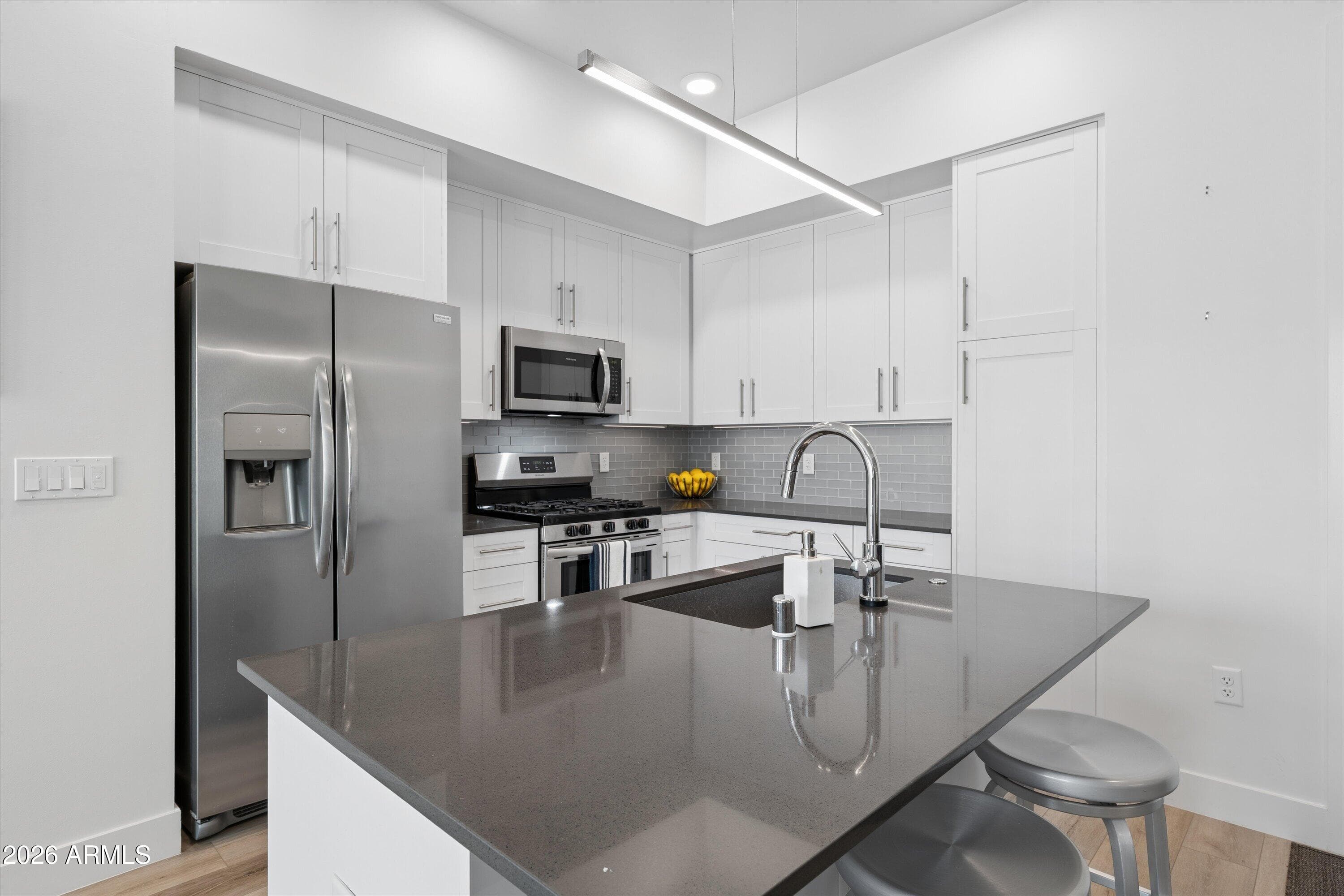 7300 E Earll Drive 4015 — photo 3