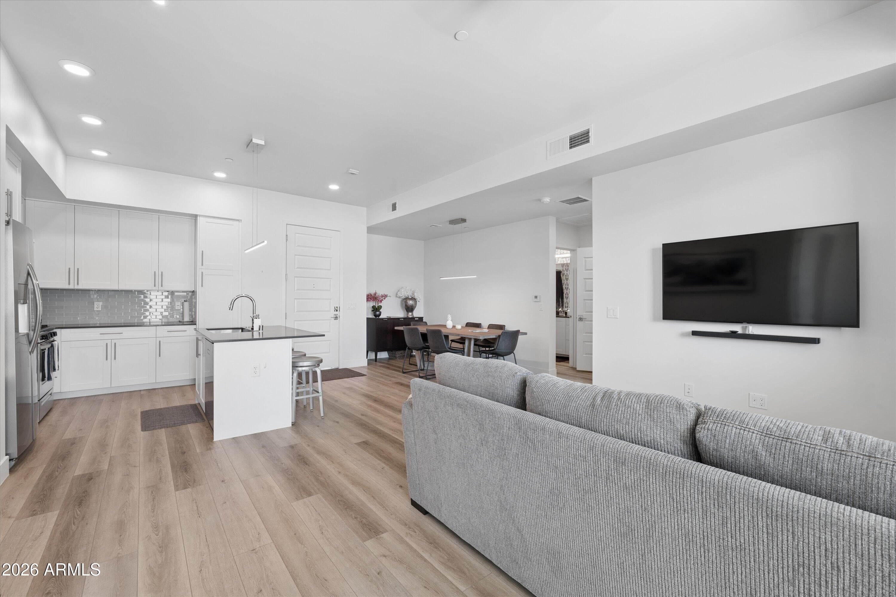 7300 E Earll Drive 4015 — photo 4