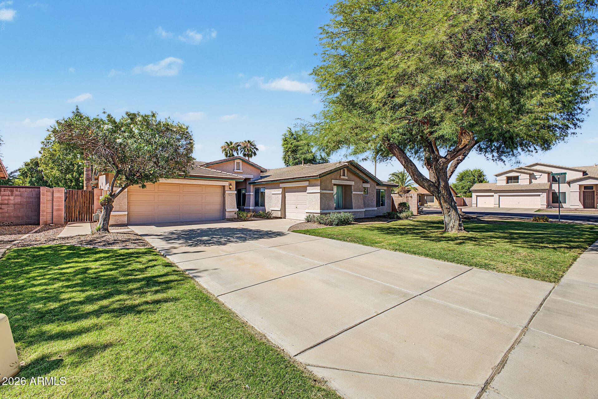 2132 S Penrose Drive — photo 3