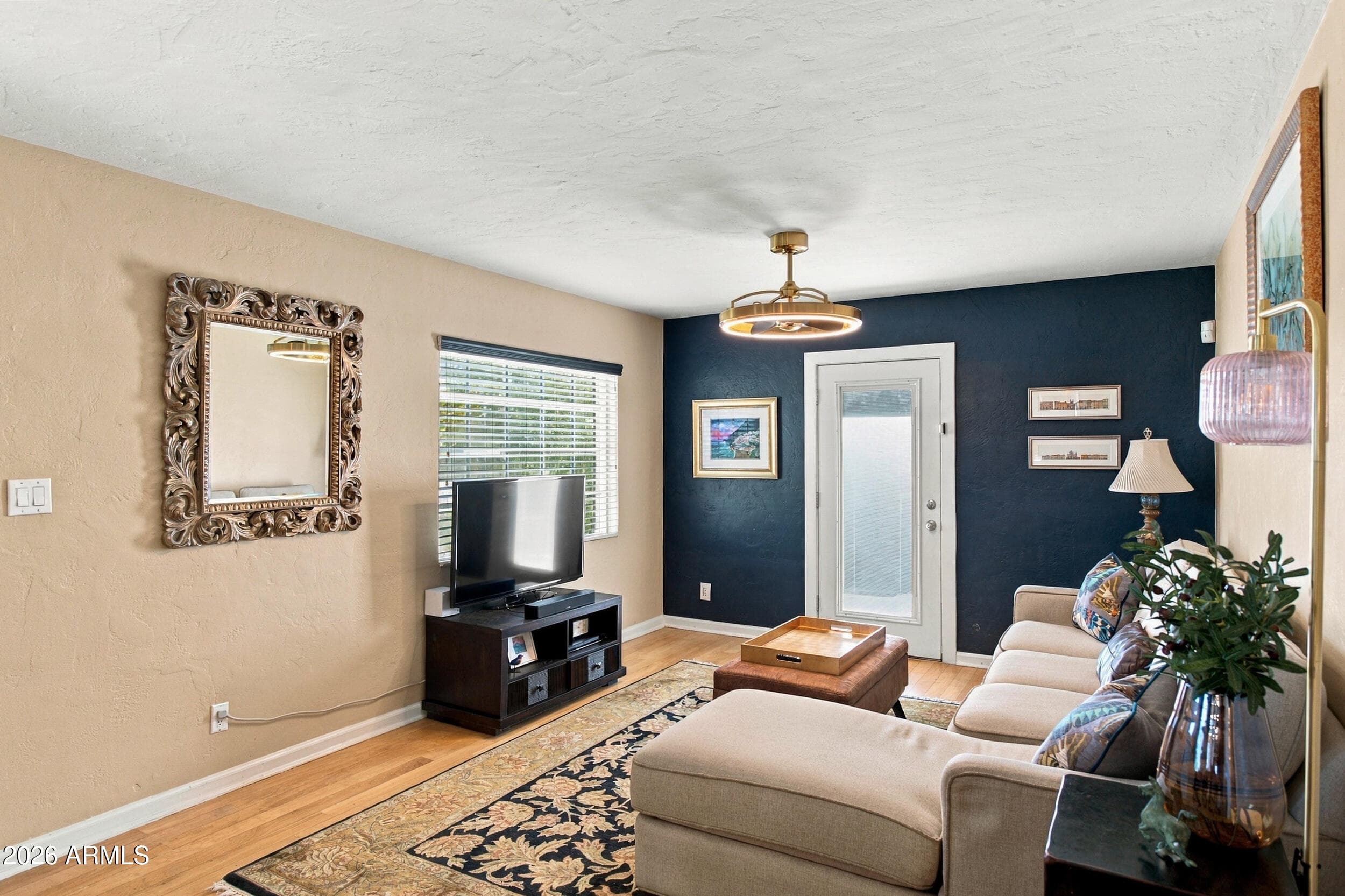 4002 N 32nd Place — photo 3