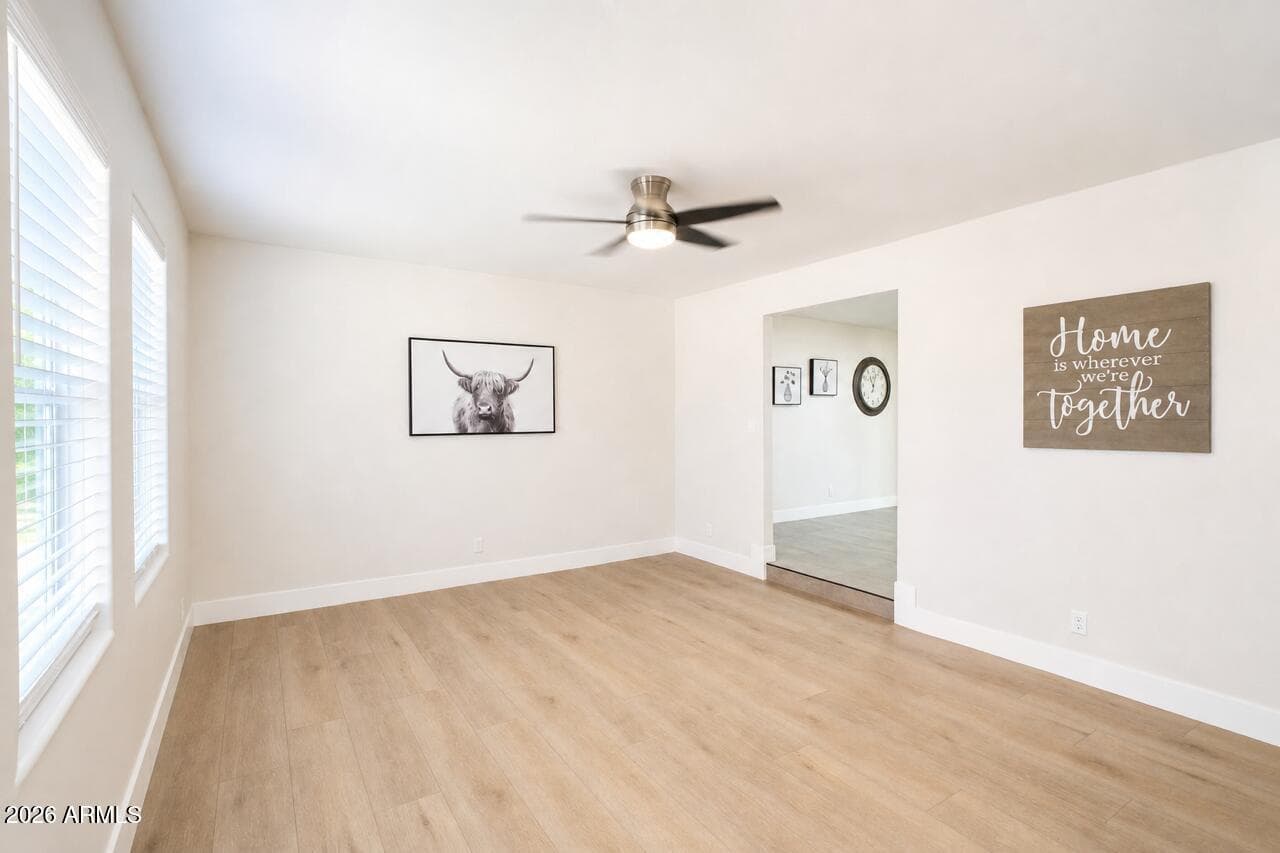 552 N Hobson Plaza — photo 7