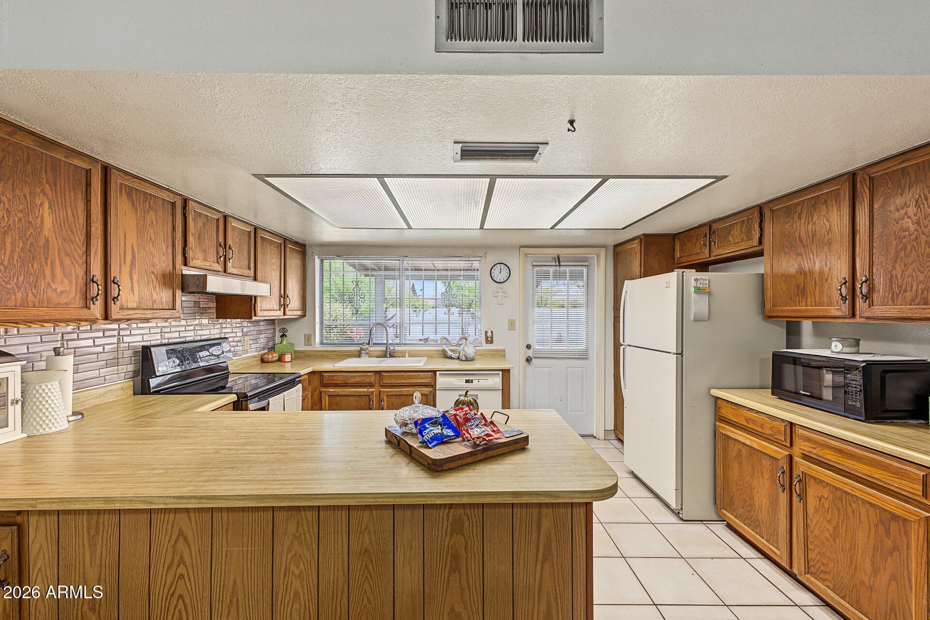 3932 W Becker Lane — photo 4