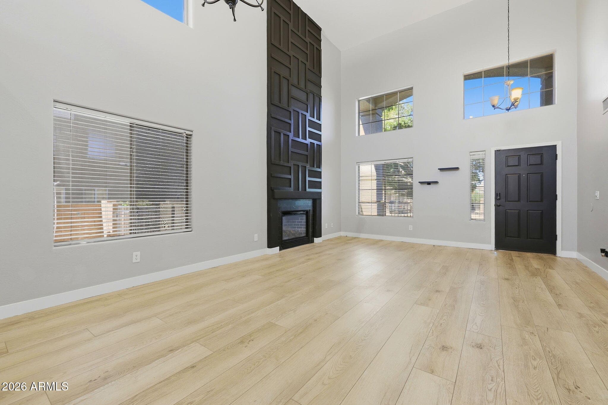 8021 W Hilton Avenue — photo 6