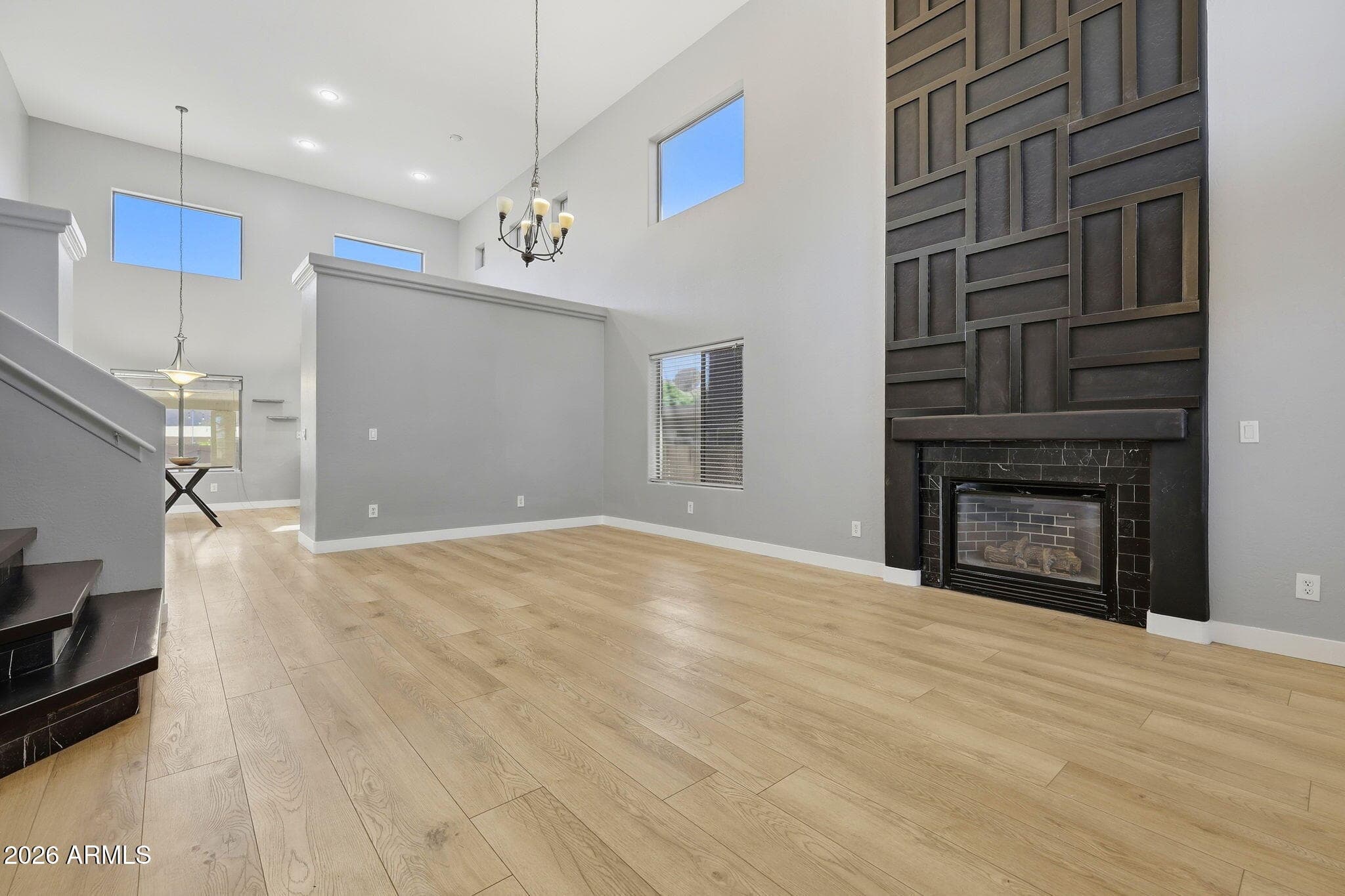 8021 W Hilton Avenue — photo 3