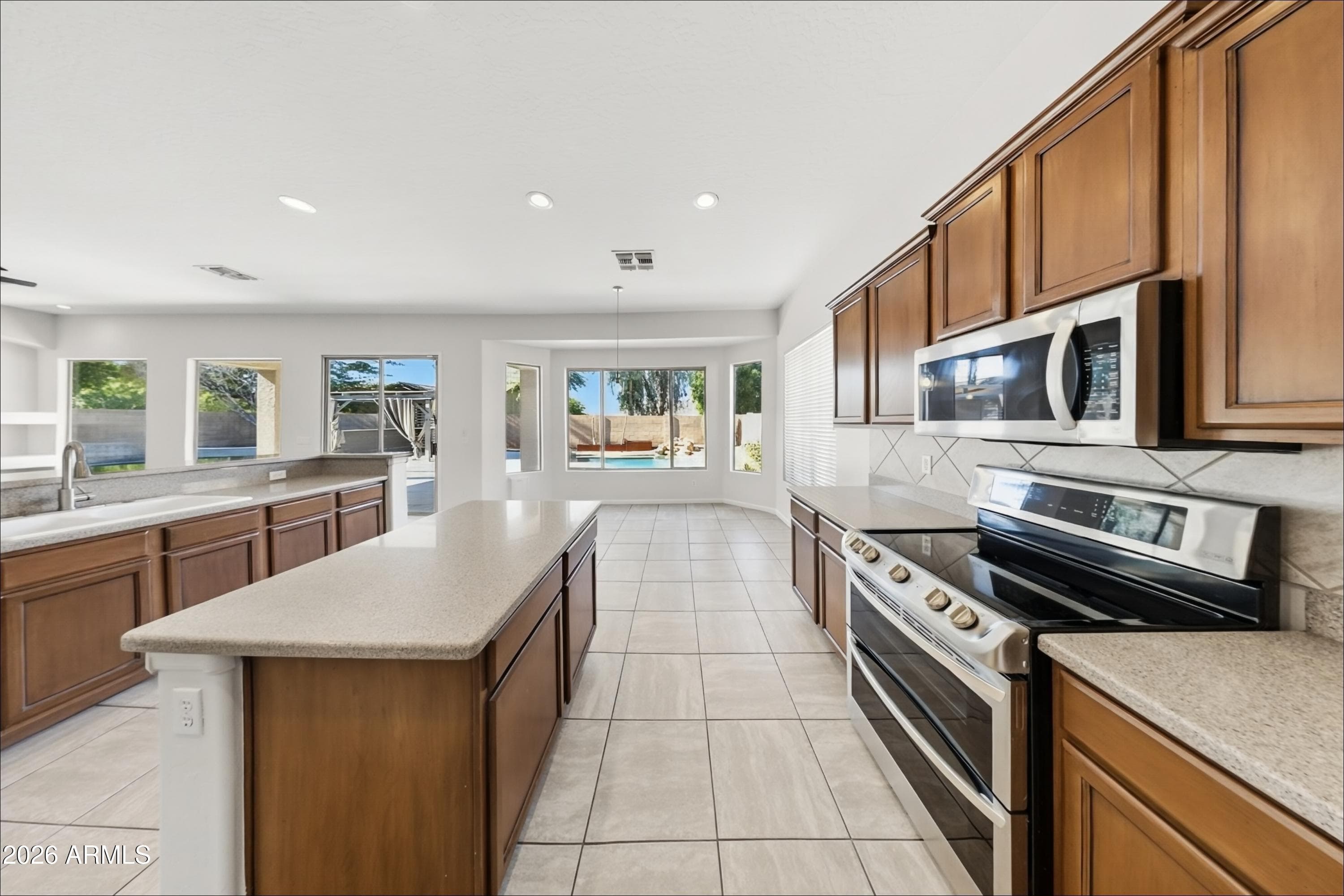 7229 W Avenida Del Rey — photo 6