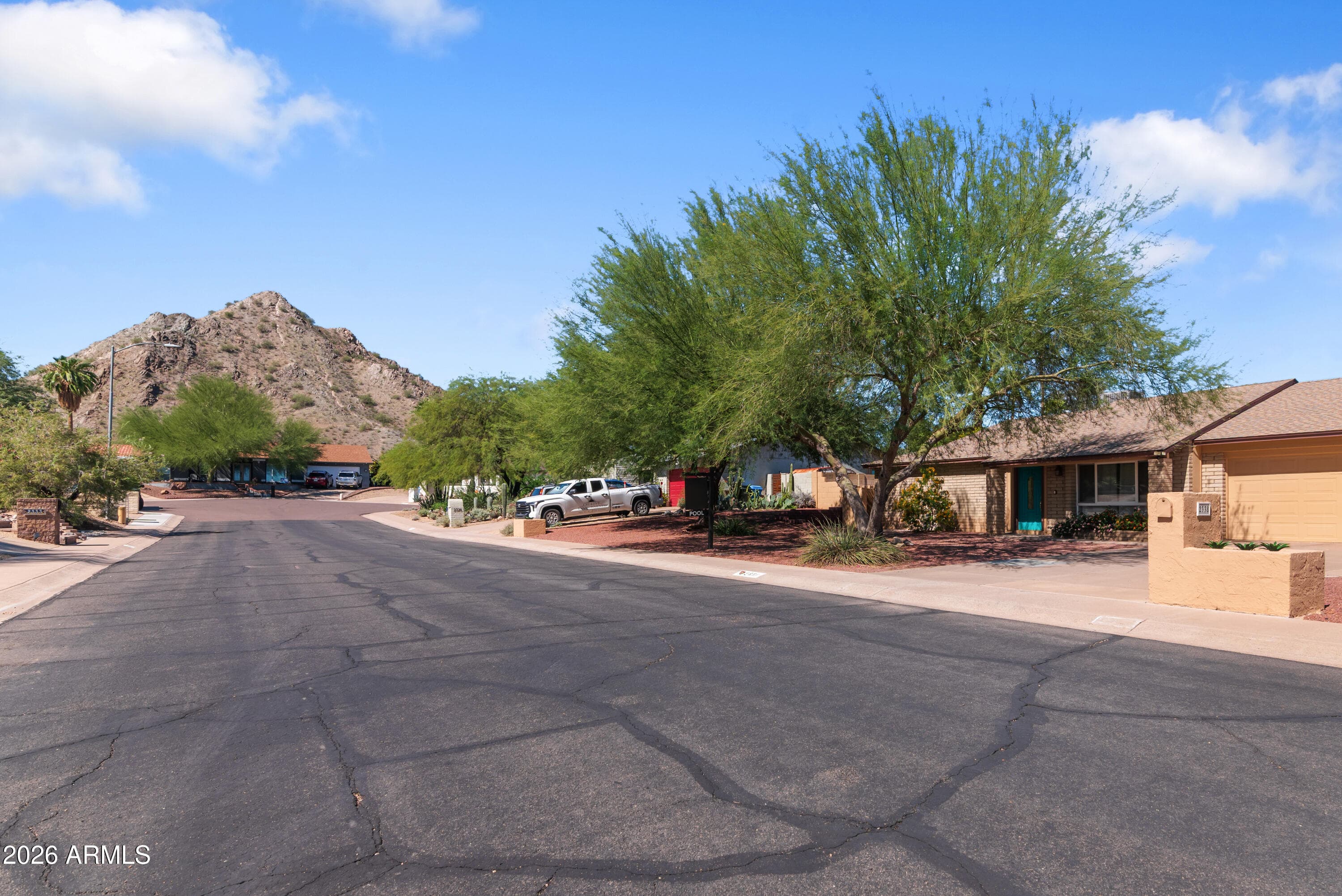 2338 E Yucca Street — photo 6
