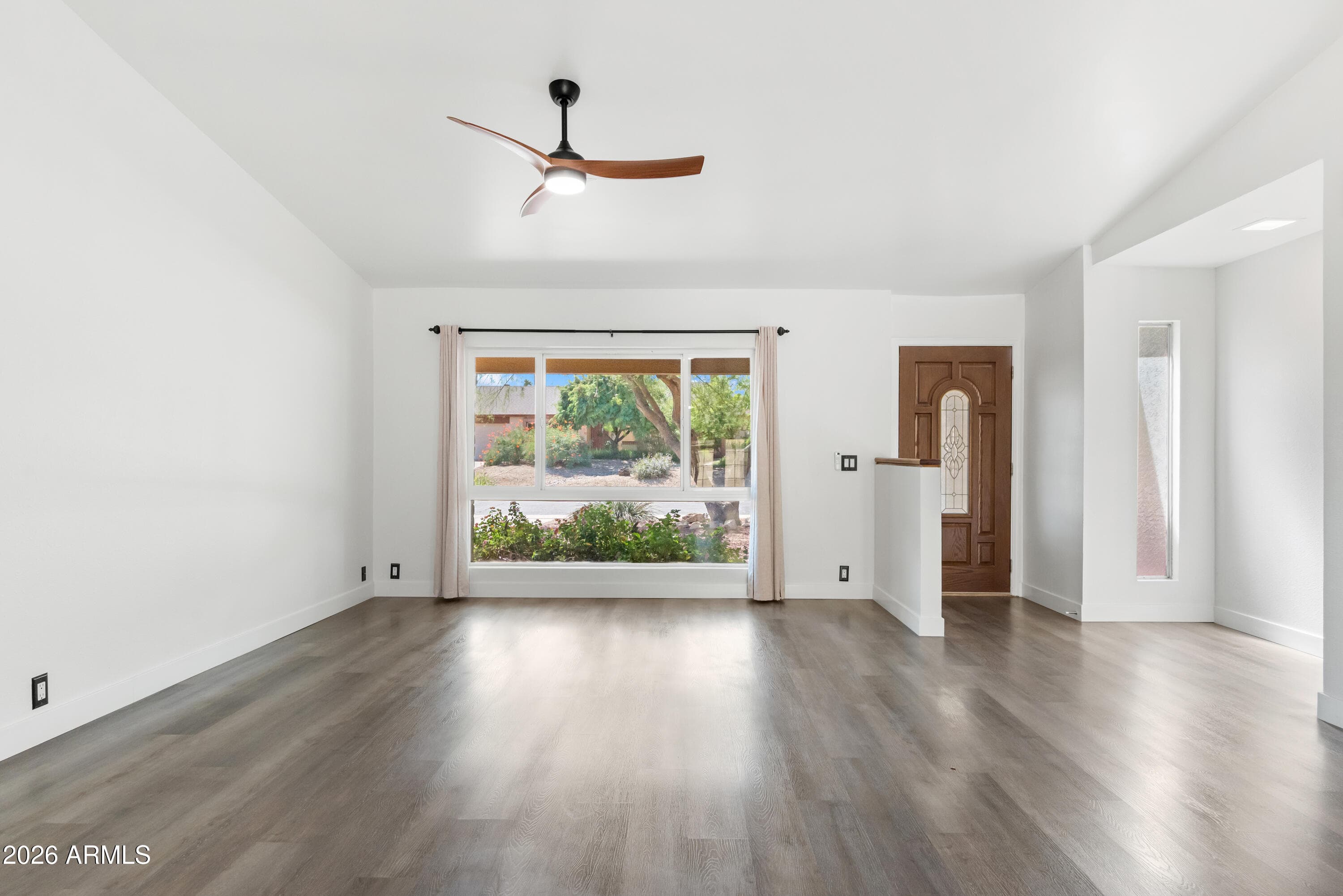 2338 E Yucca Street — photo 7
