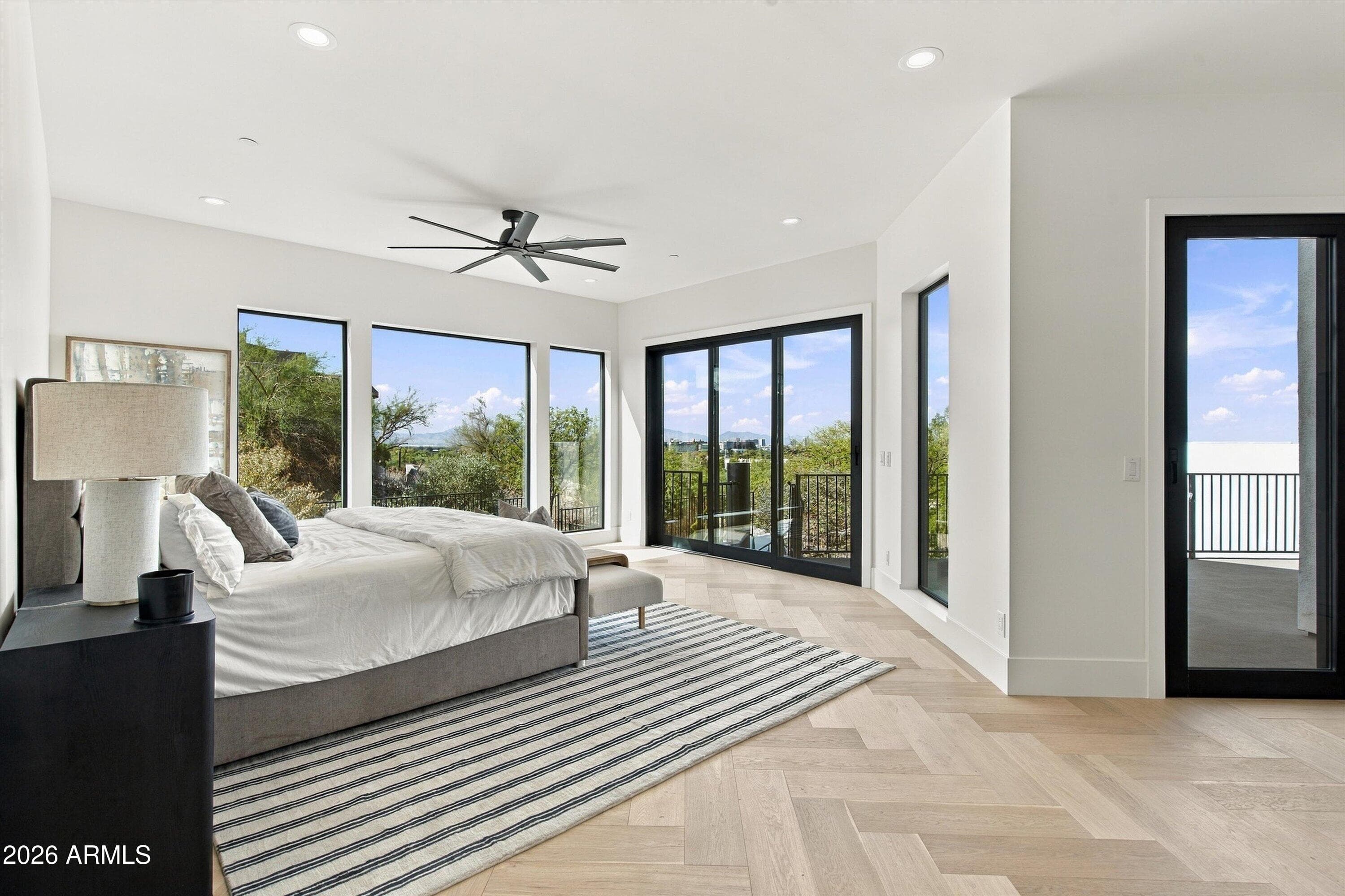 3135 E Palo Verde Drive — photo 5