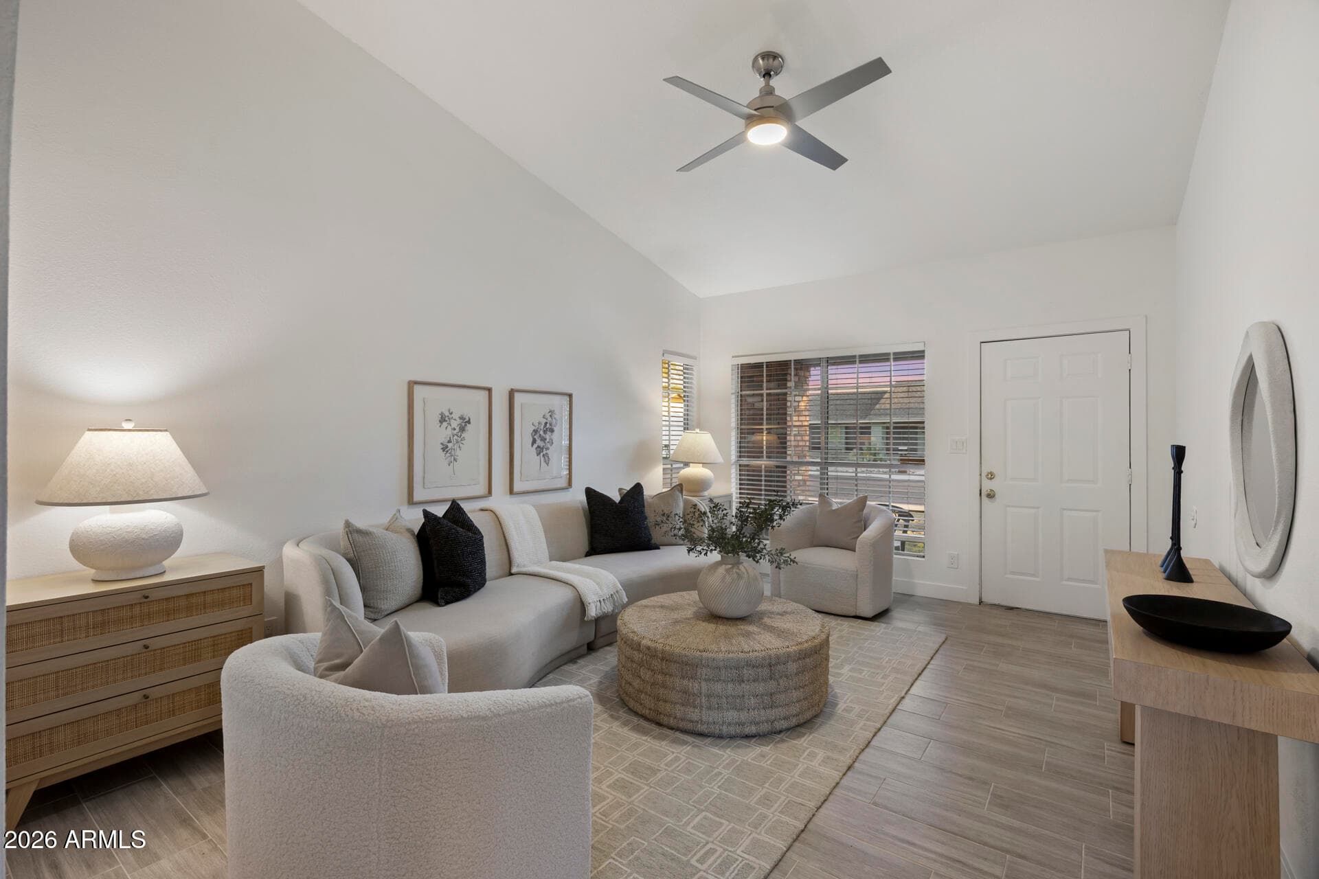 928 E Hope Street — photo 5