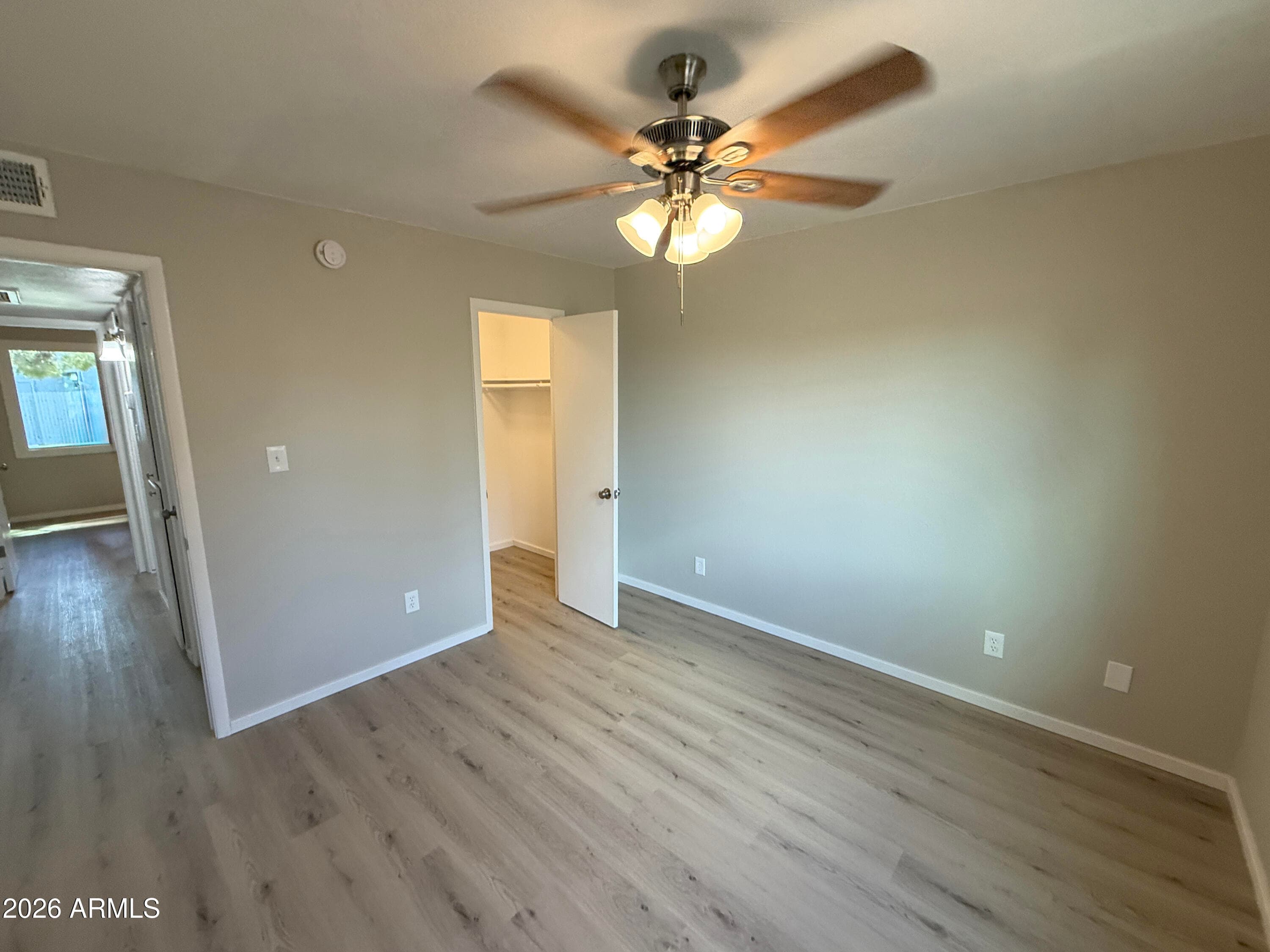 5301 W Sheena Drive — photo 8