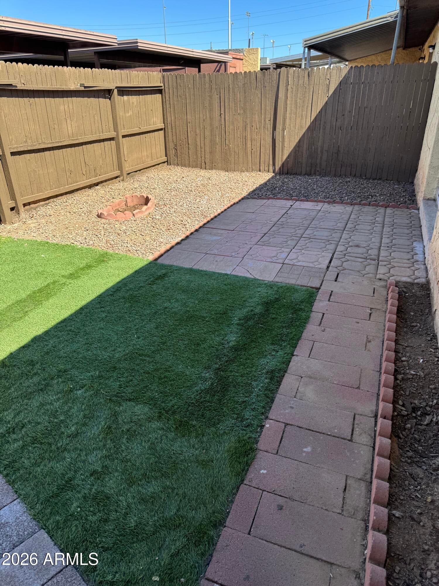 3313 W Golden Lane — photo 3