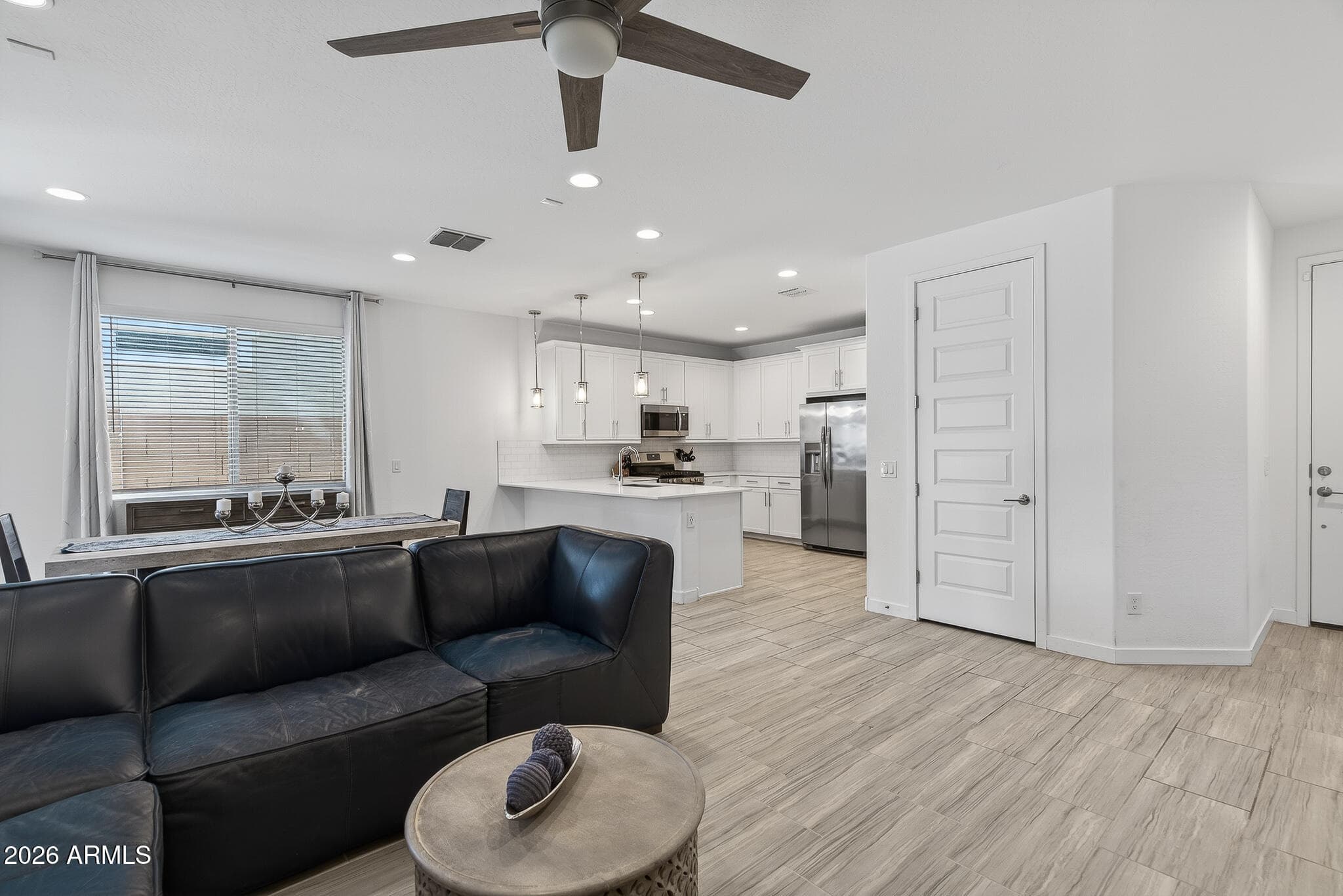 8918 W Rancho Drive — photo 6