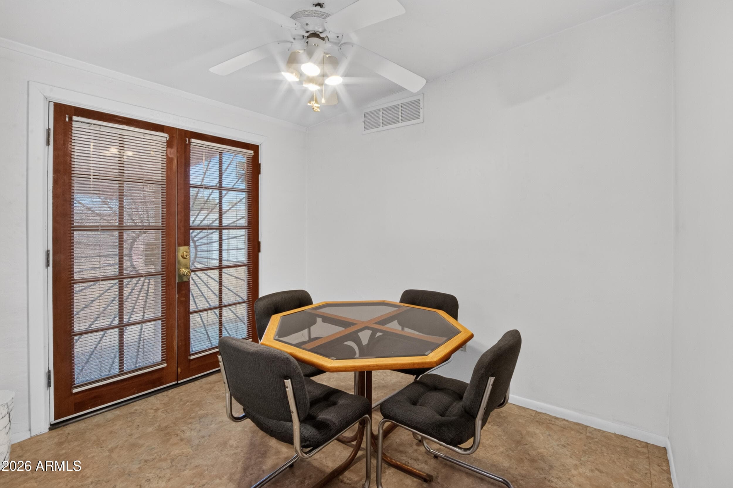 6011 N 32nd Drive — photo 8
