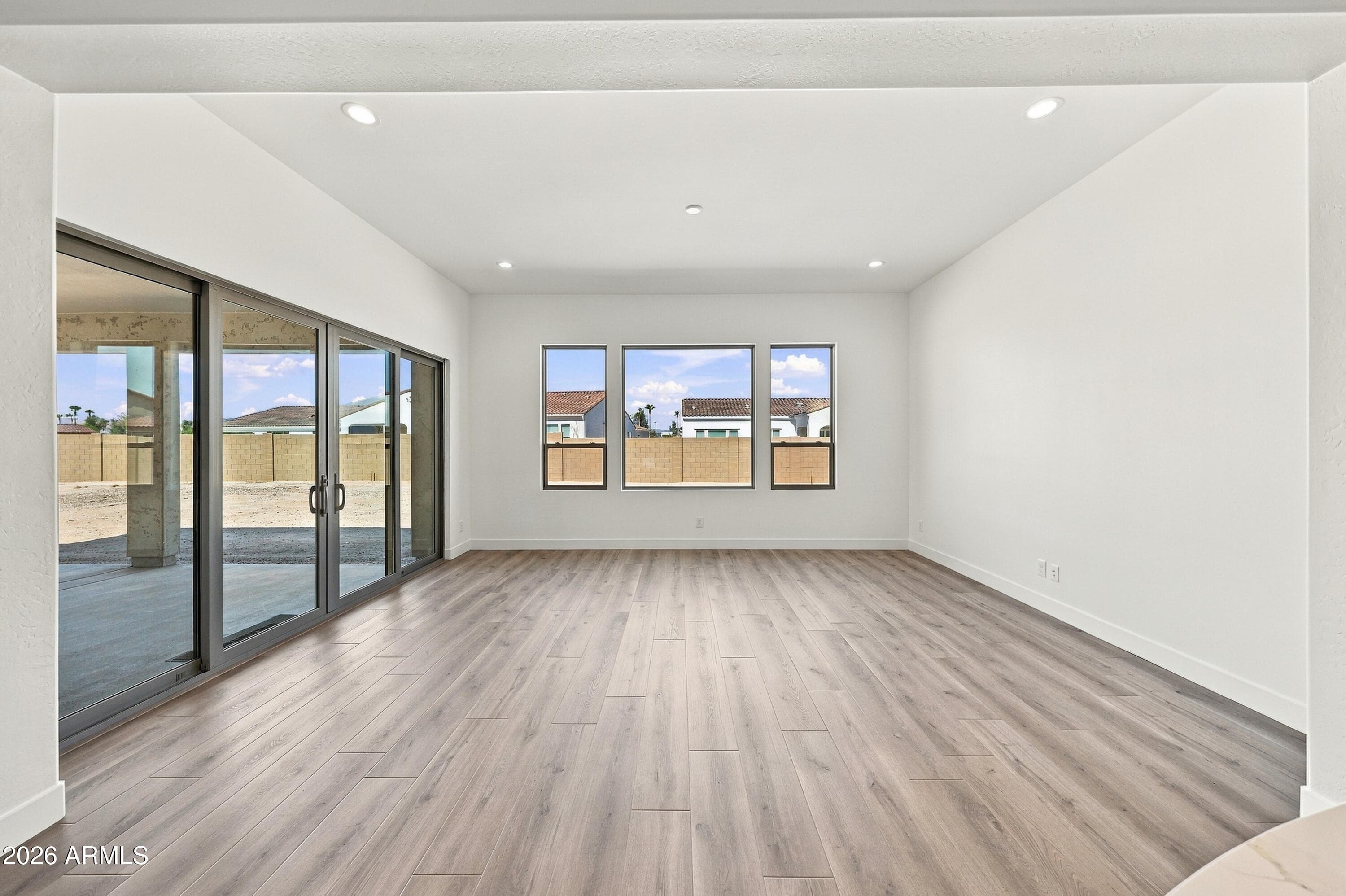 16672 W Fairmount Avenue — photo 3