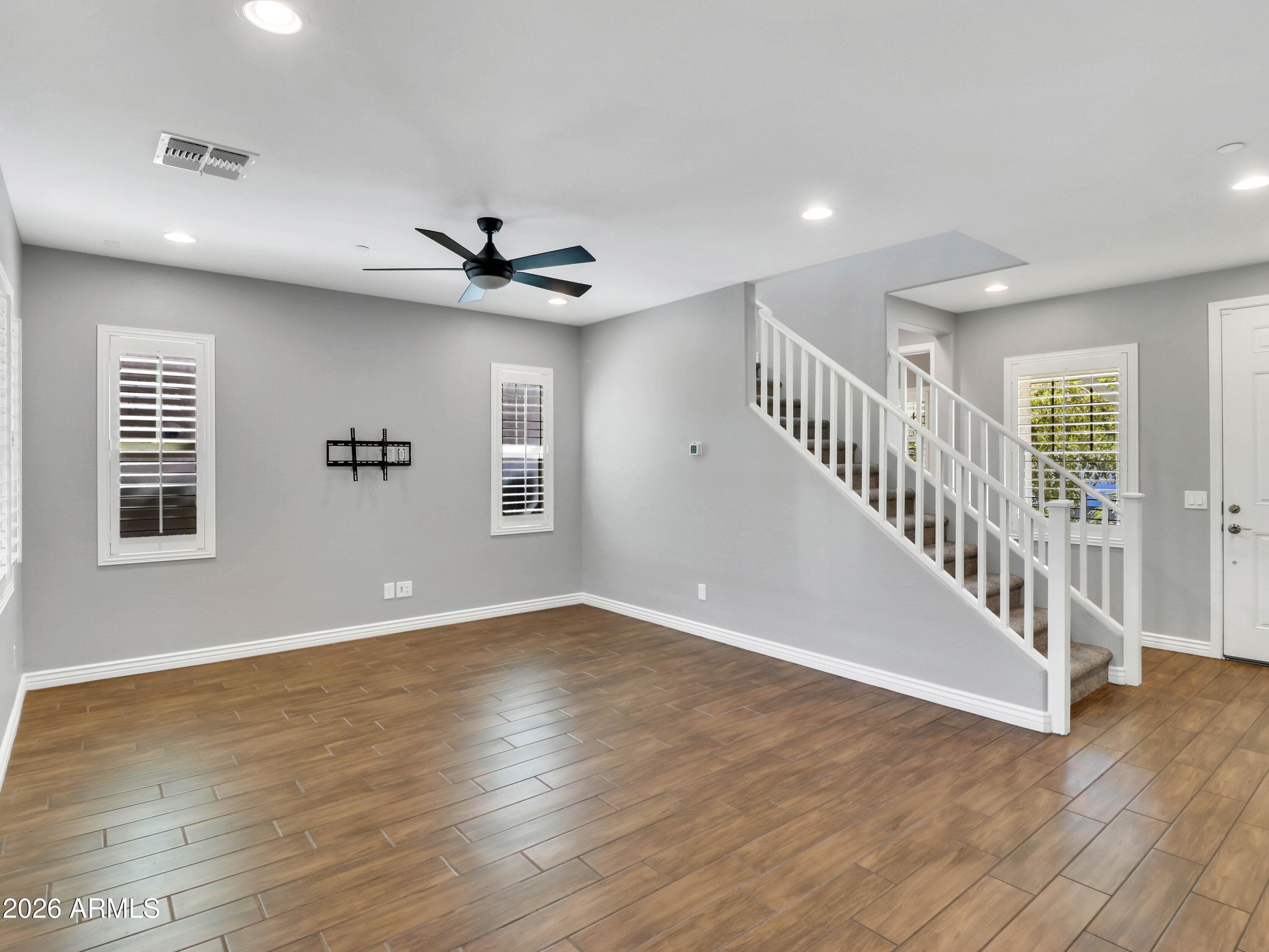 7026 E Portland Street — photo 4