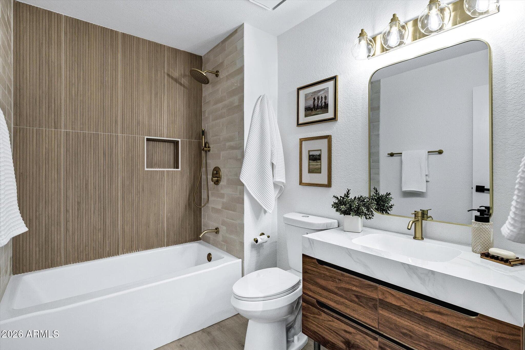 2020 W Union Hills Drive 244 — photo 3