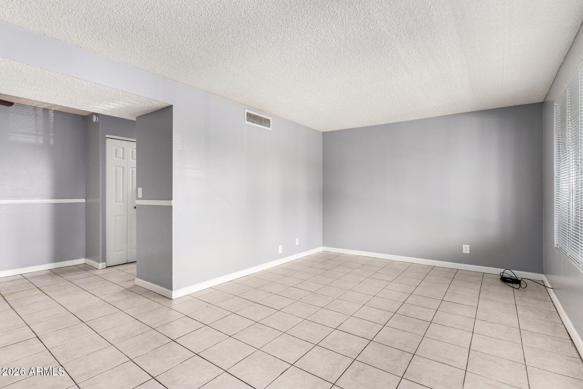 2413 W Hazelwood Street 282 — photo 7
