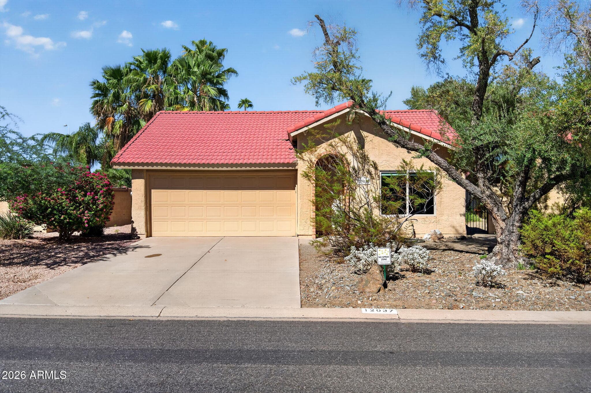 12037 S Half Moon Drive, Phoenix, Arizona
