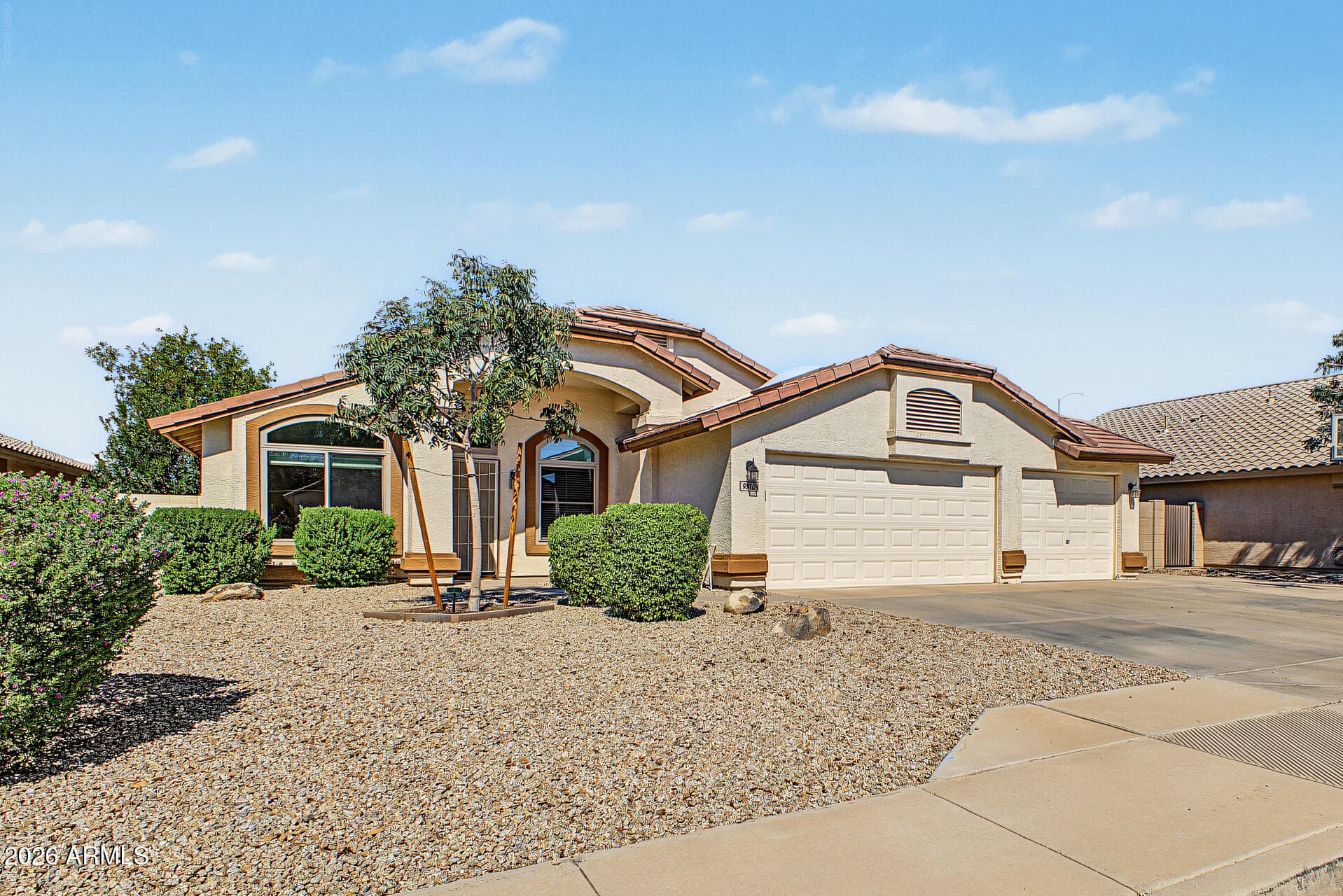 9920 E Posada Avenue — photo 2