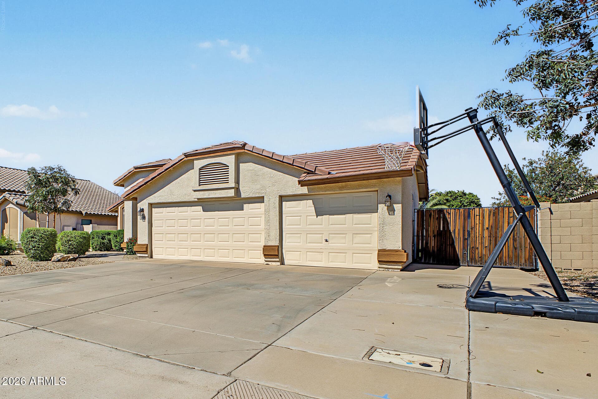 9920 E Posada Avenue — photo 4
