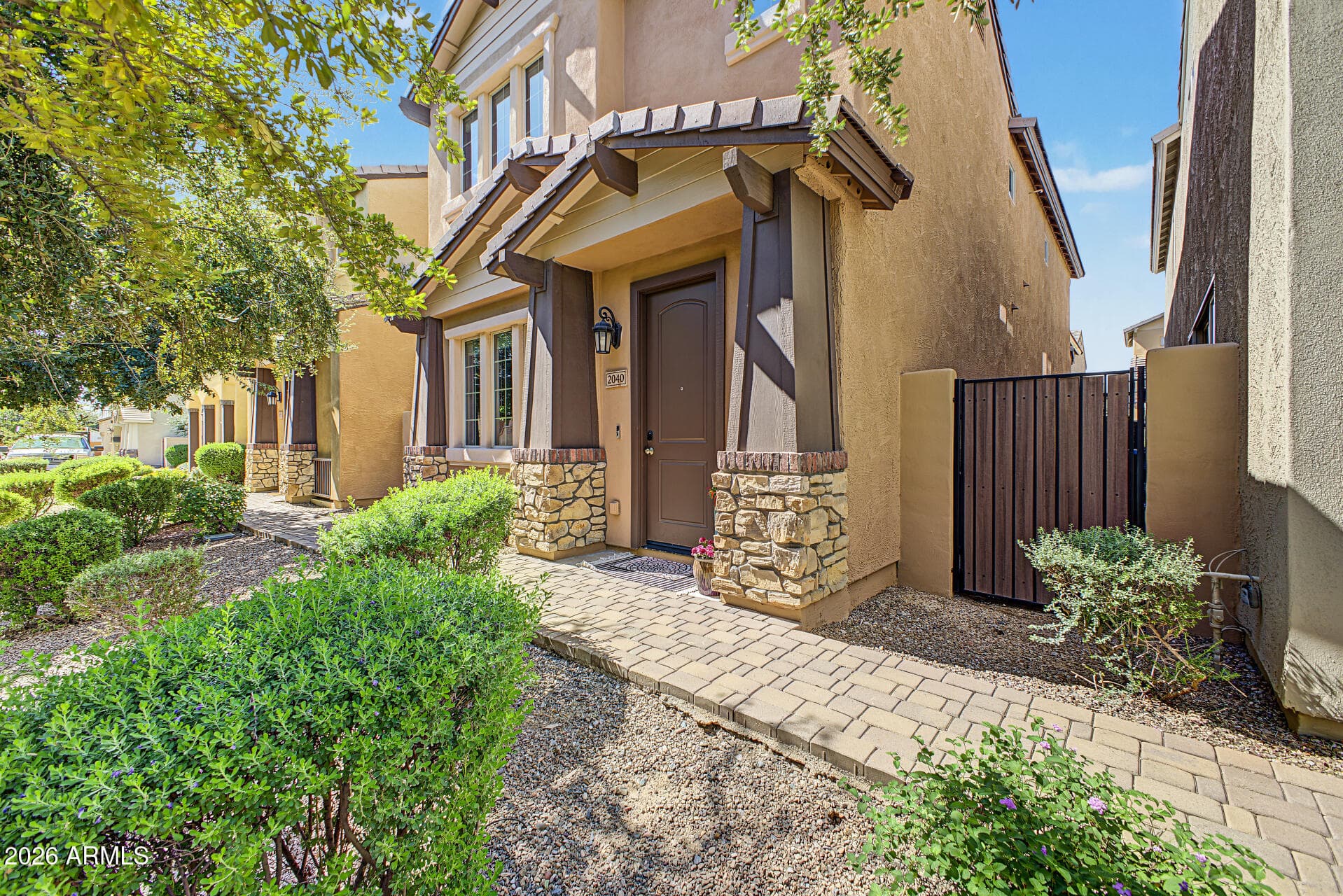 2040 E Heartwood Lane — photo 3