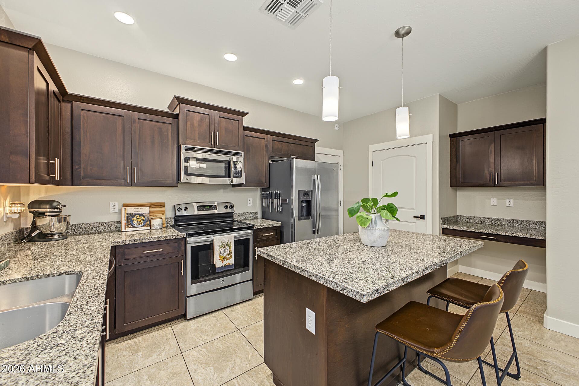 2040 E Heartwood Lane, Phoenix, Arizona