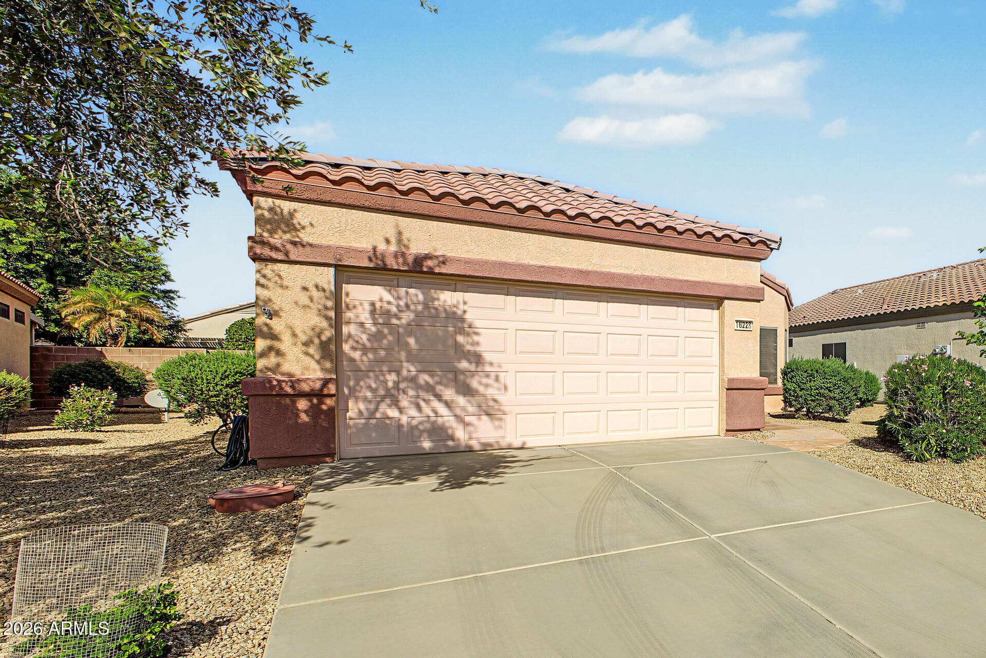 16228 W Cactus Valley Lane — photo 2