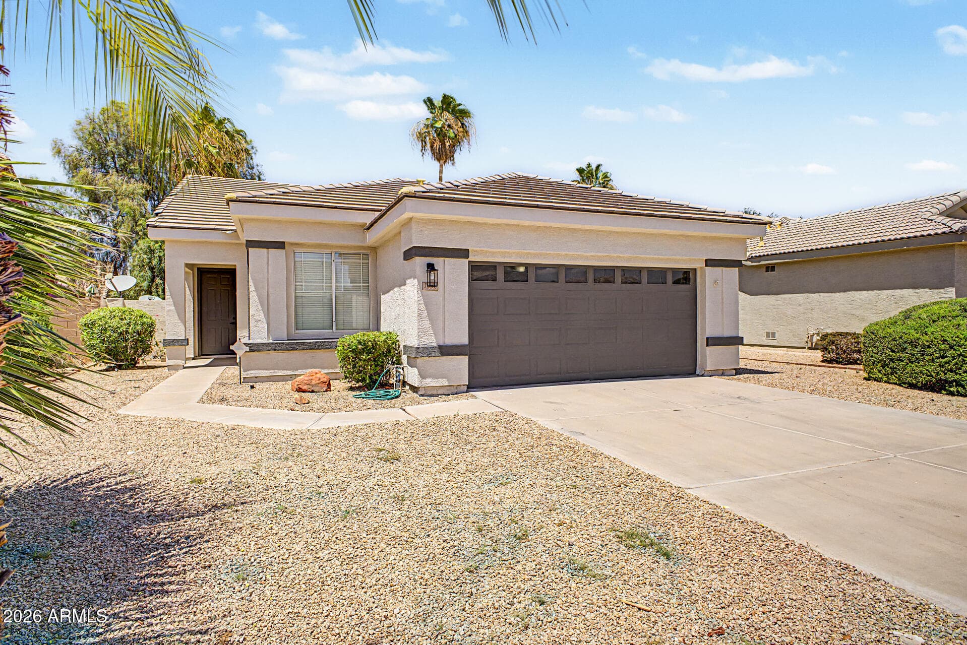 1332 W Thompson Way — photo 3