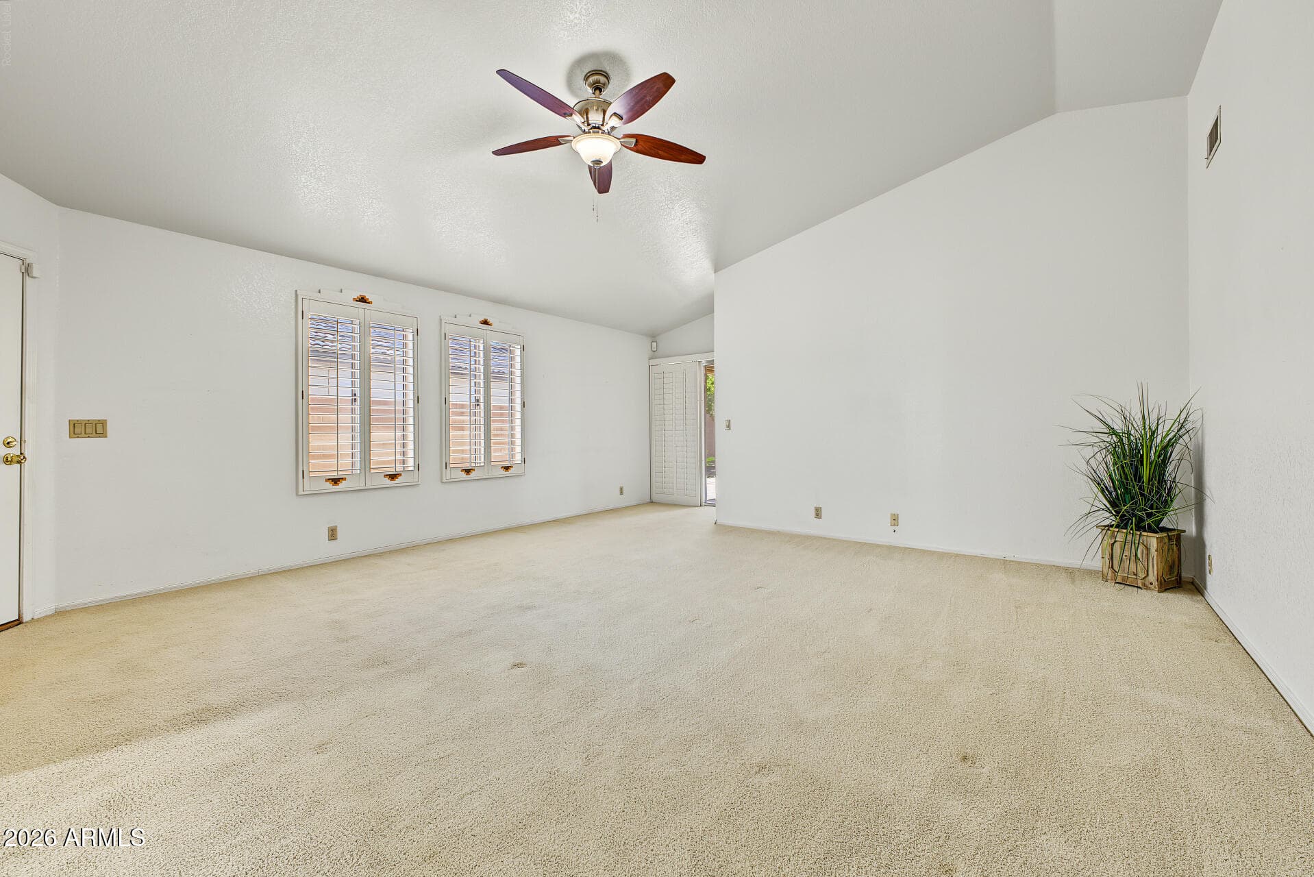 4237 E Morrow Drive — photo 5
