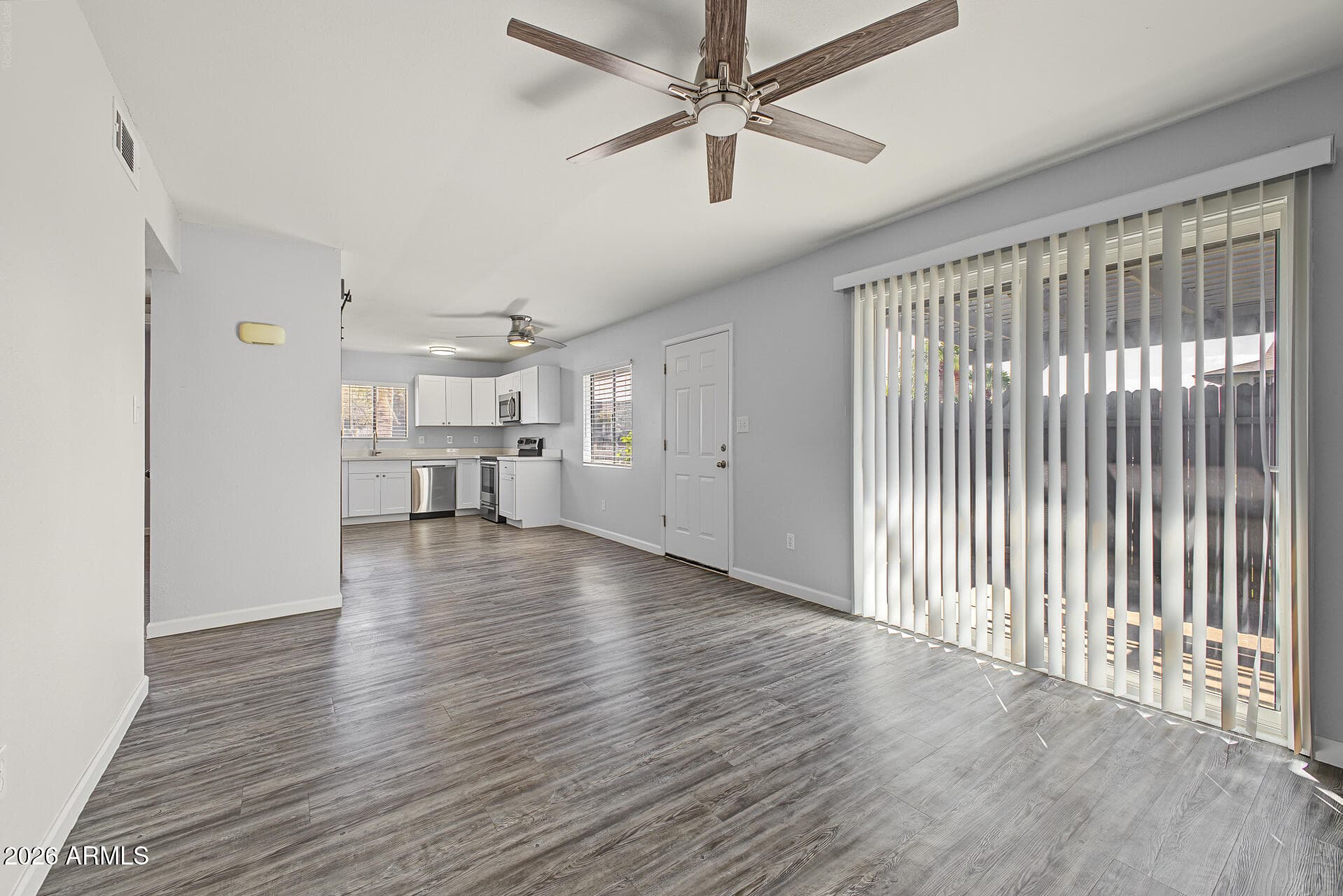 286 W Palomino Drive 13 — photo 8