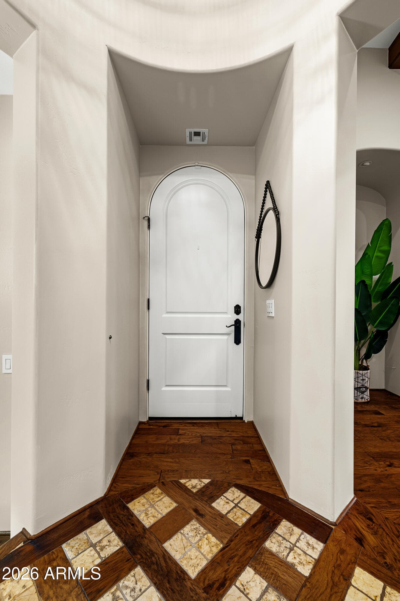 20704 N 90th Place 1010 — photo 3