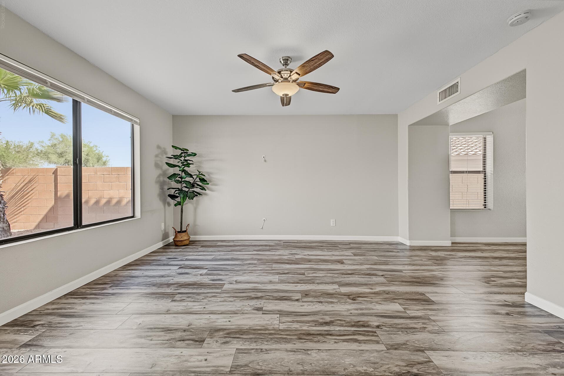2154 E Williams Drive — photo 8