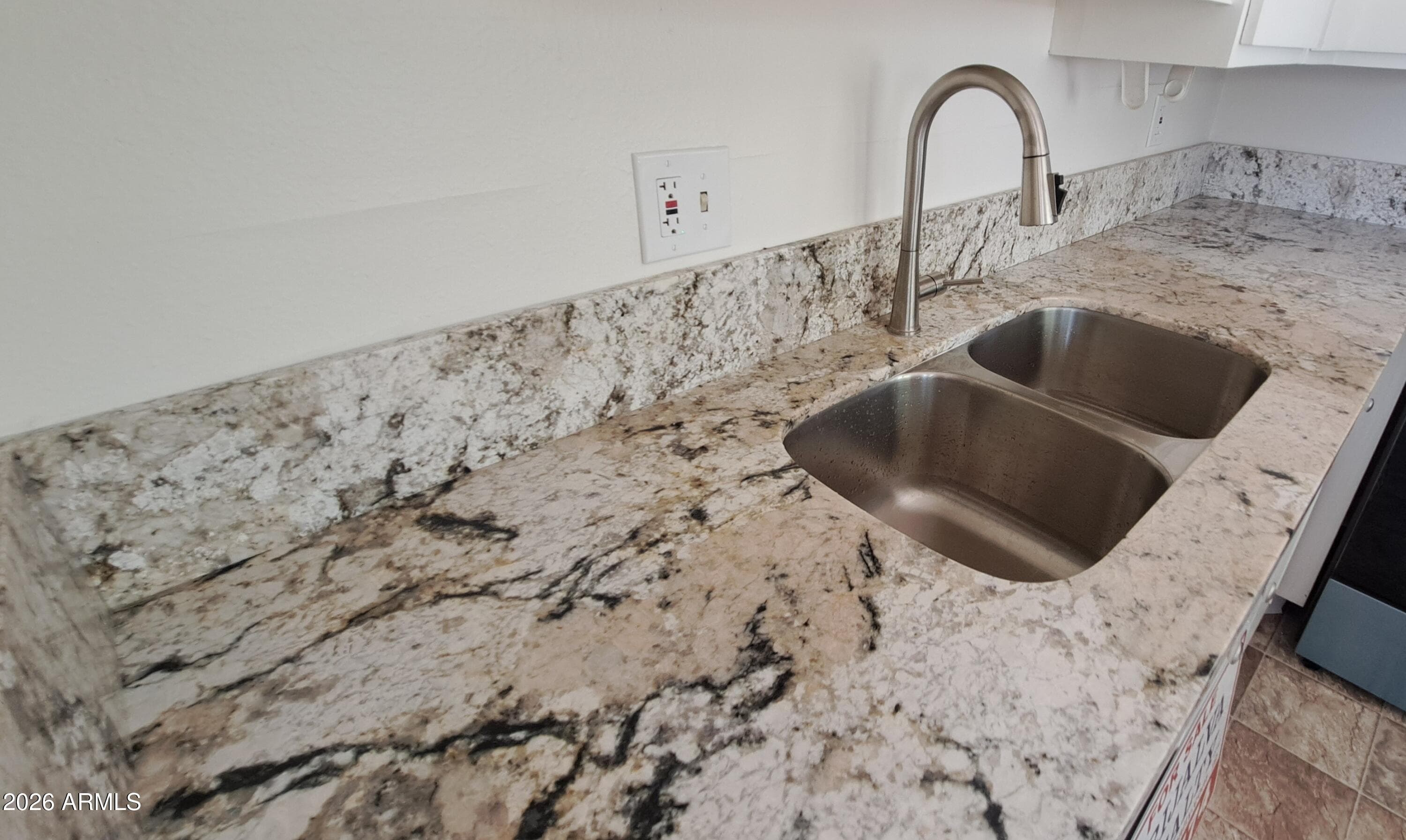 1318 S Avenida Polar F208 — photo 4