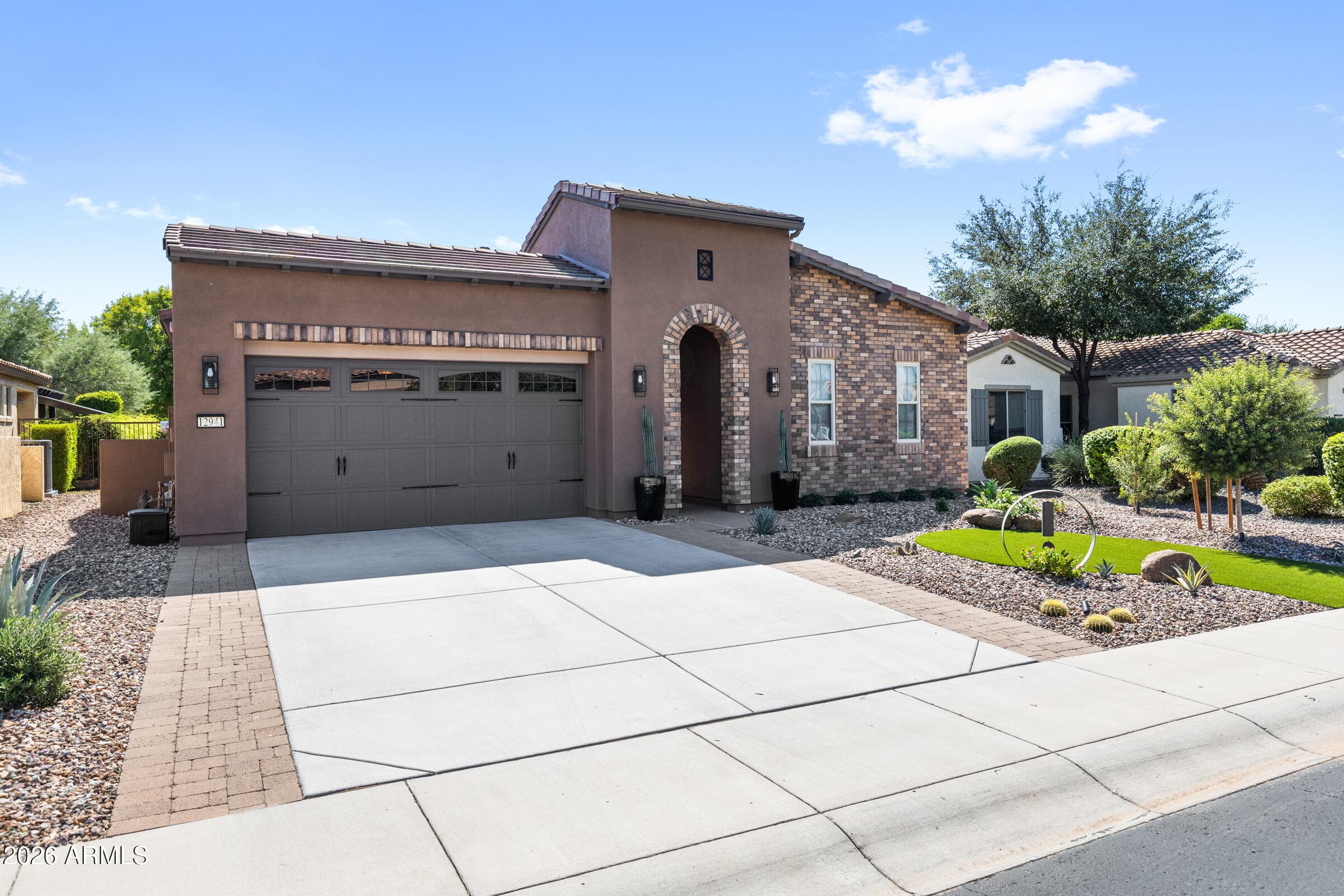 12941 W Red Fox Road W — photo 2